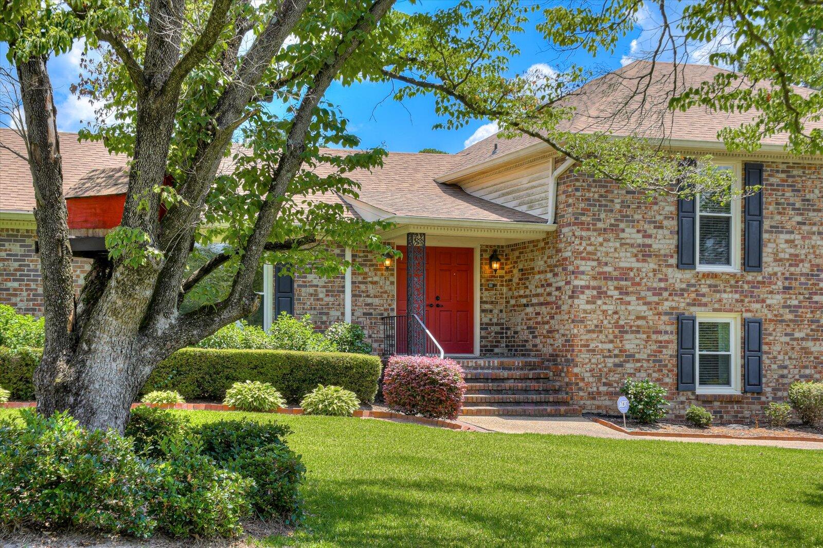 1901 Riley Court