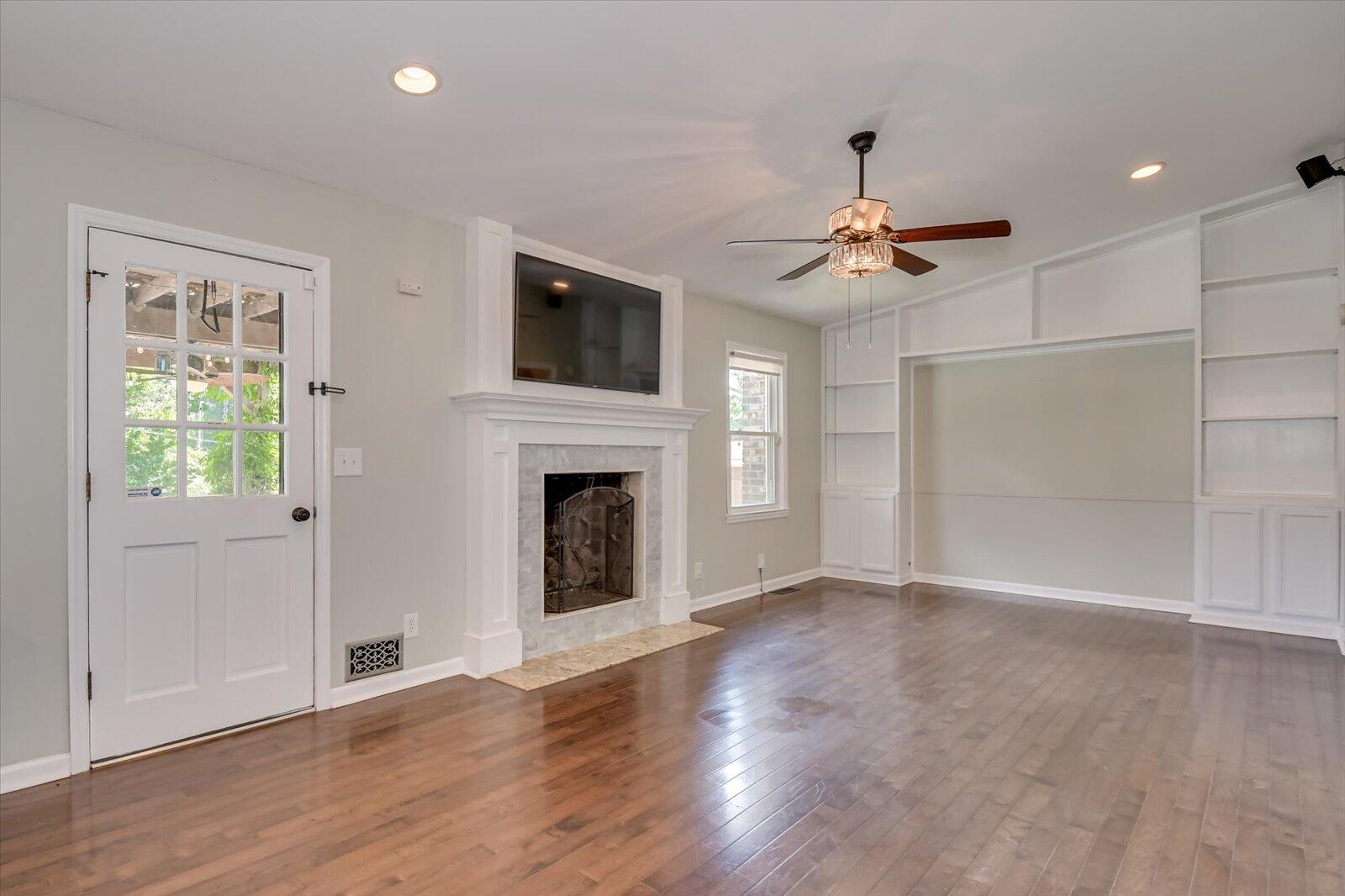 1901 Riley Court