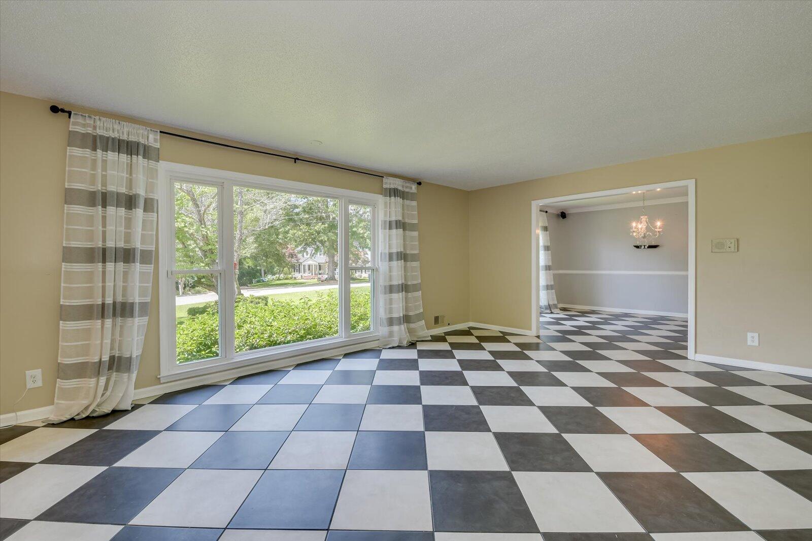1901 Riley Court