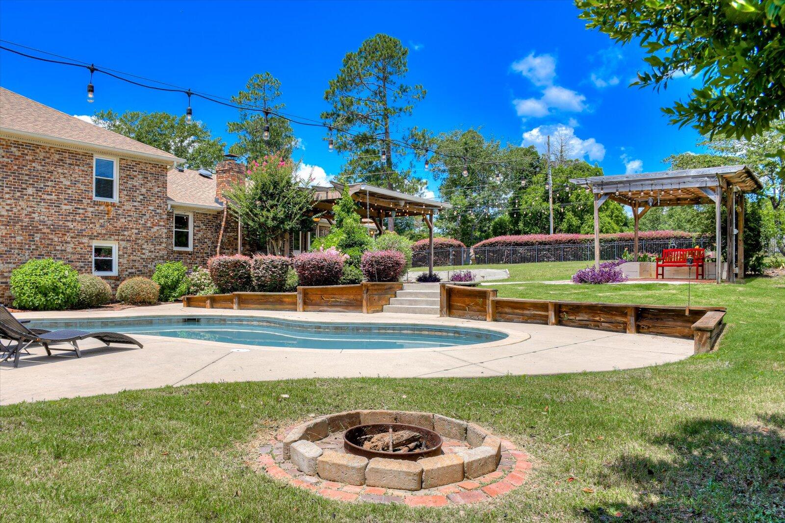 1901 Riley Court
