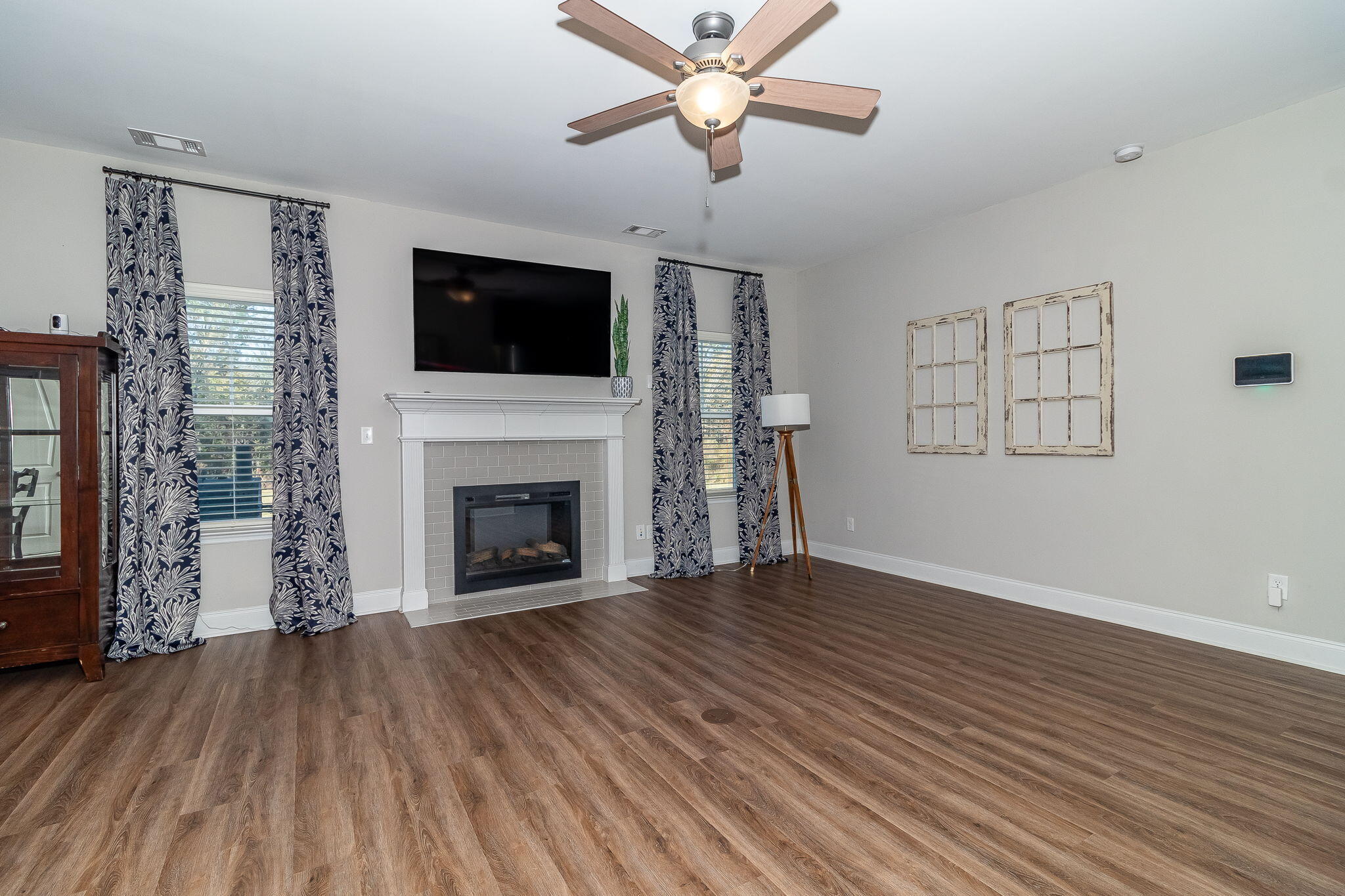 1507 Caleb Way