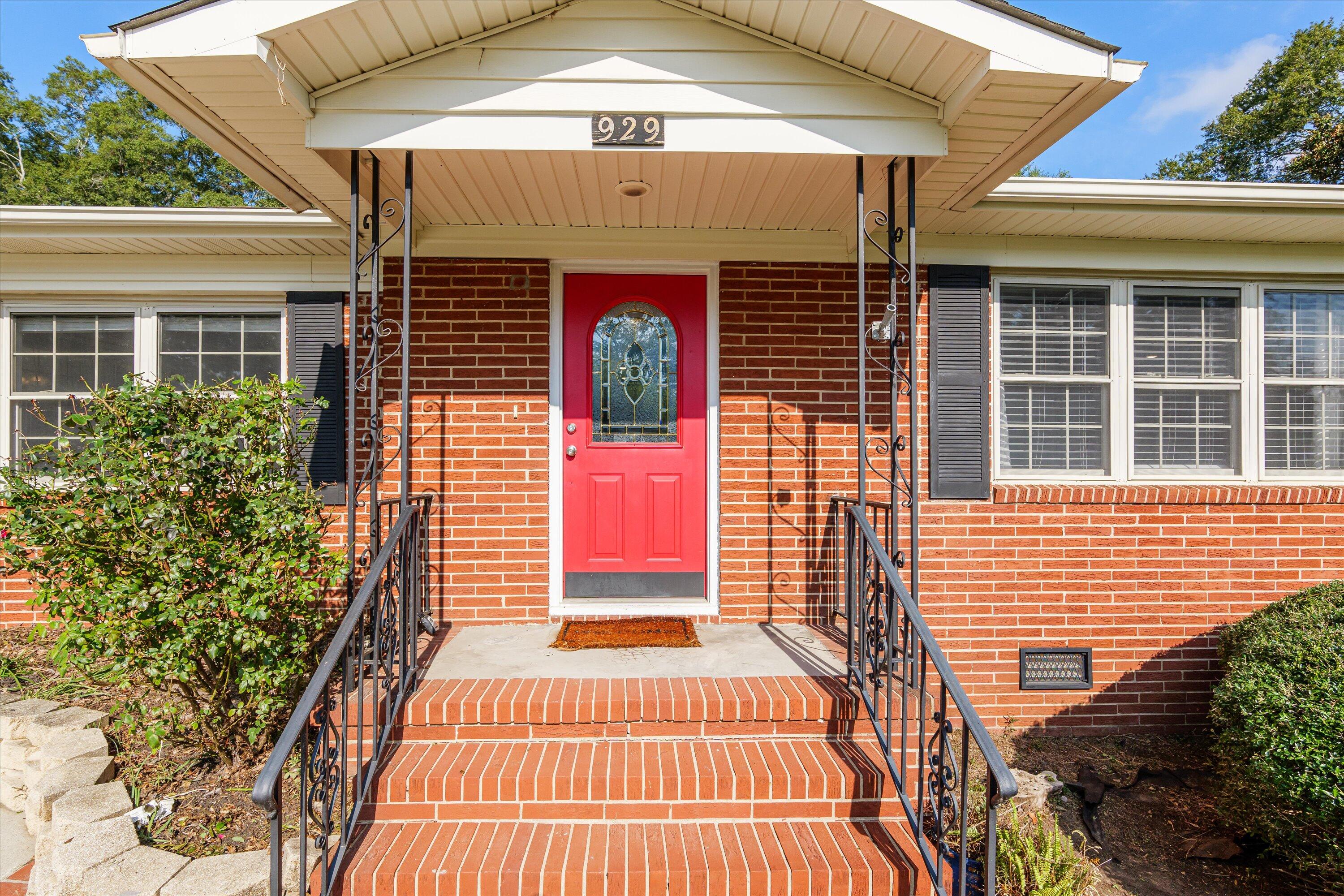 929 Papaya Street