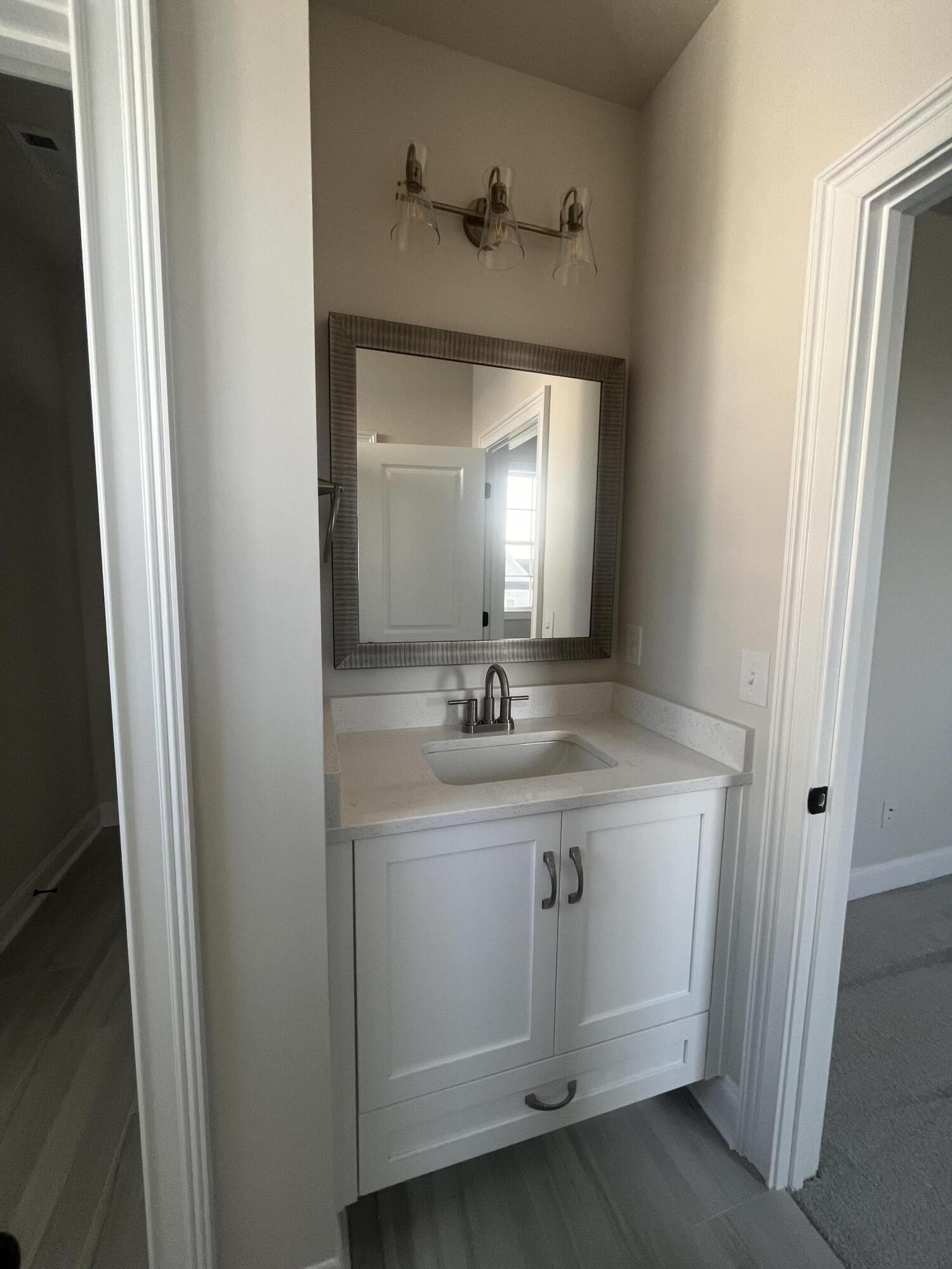 1227 Honey Lane
