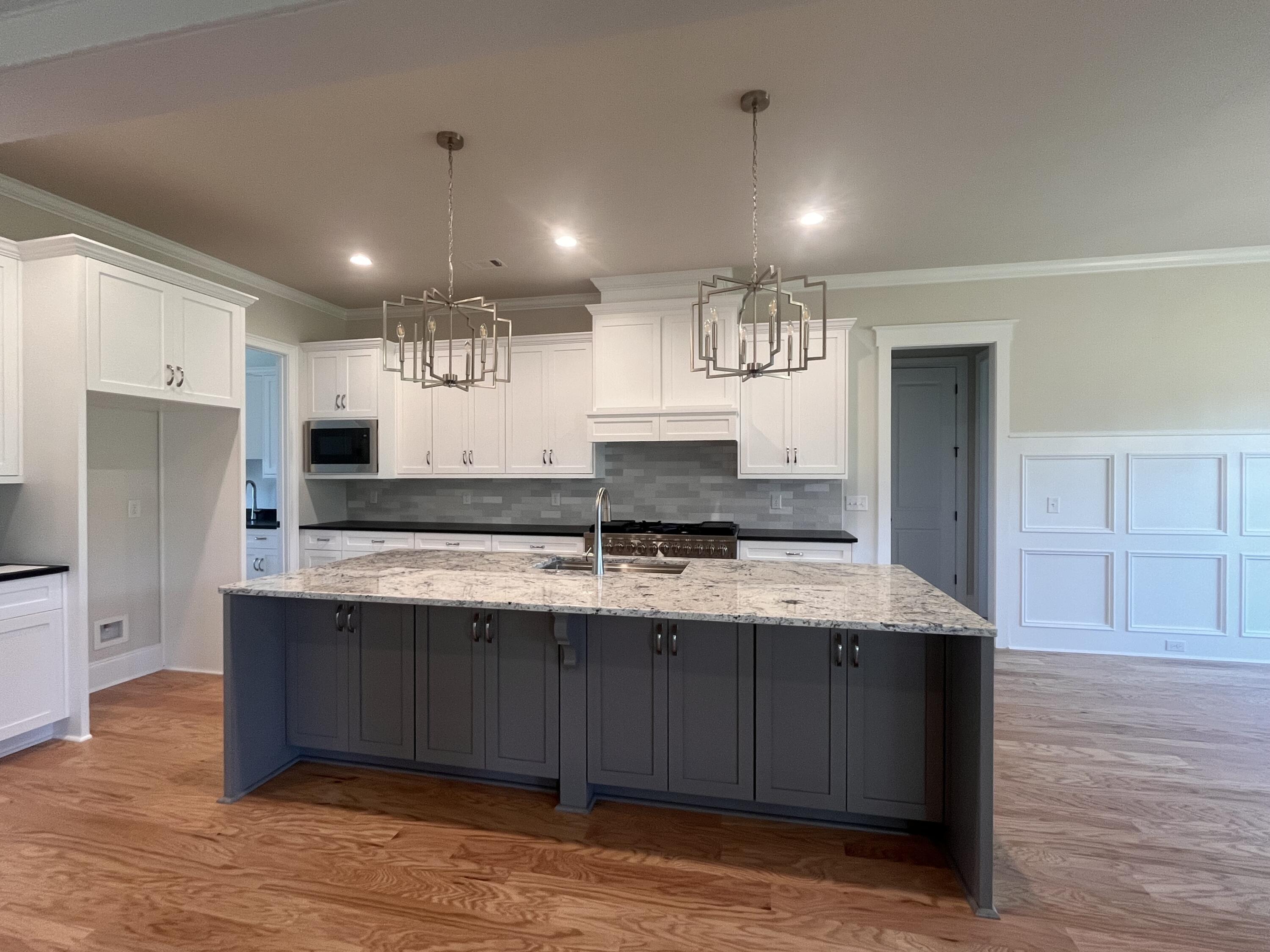 1227 Honey Lane