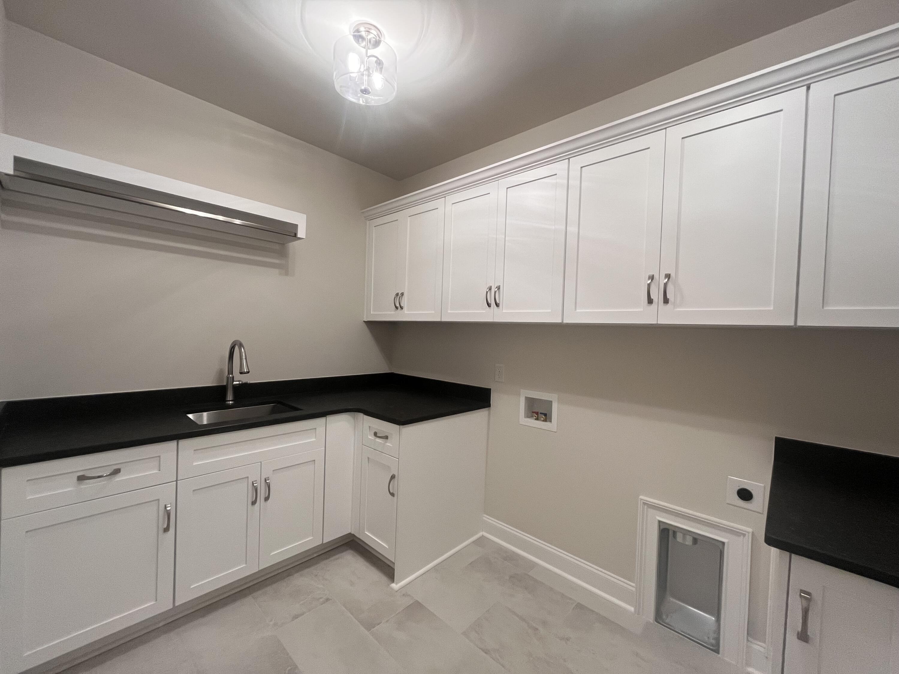 1227 Honey Lane