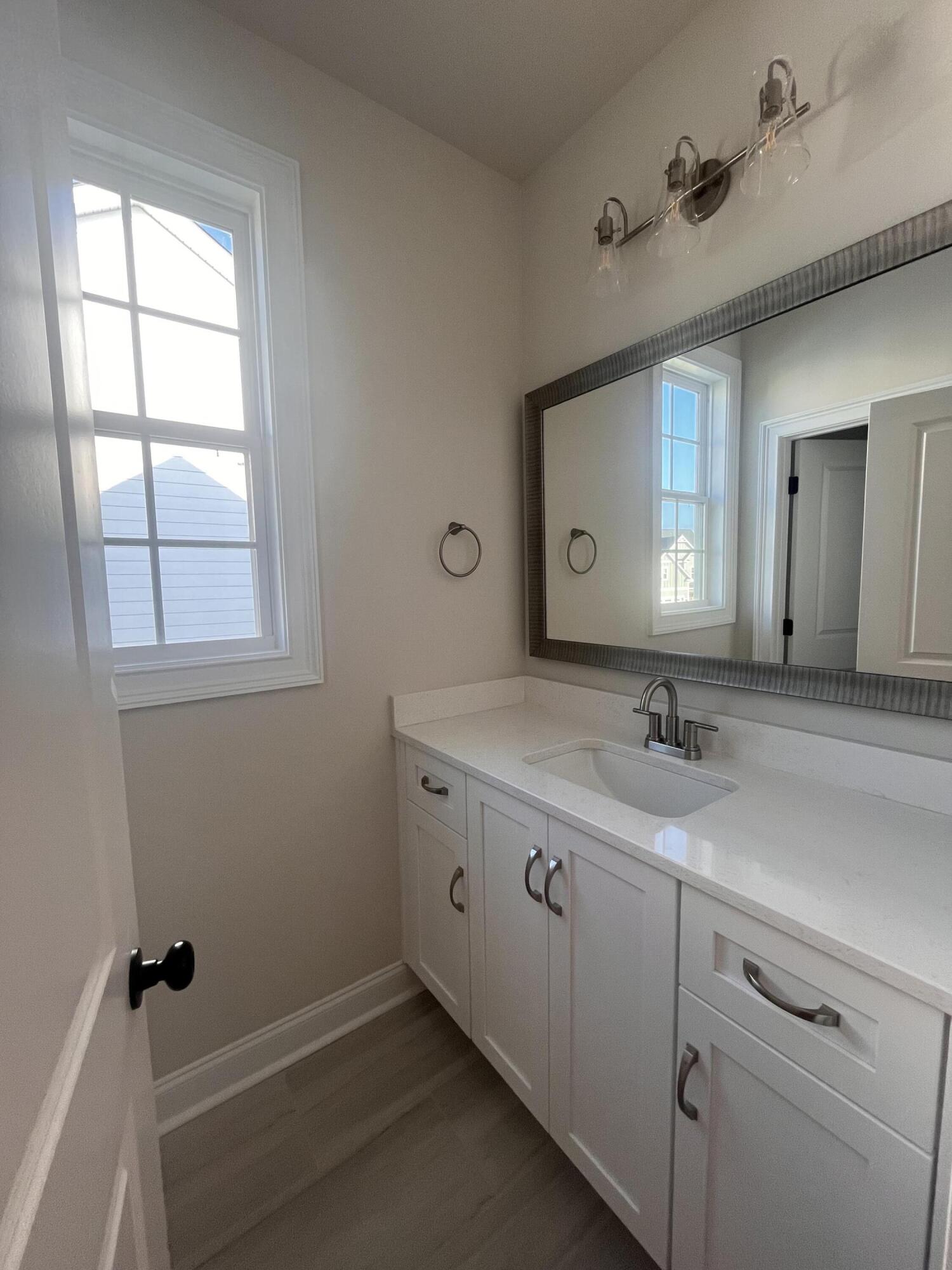 1227 Honey Lane