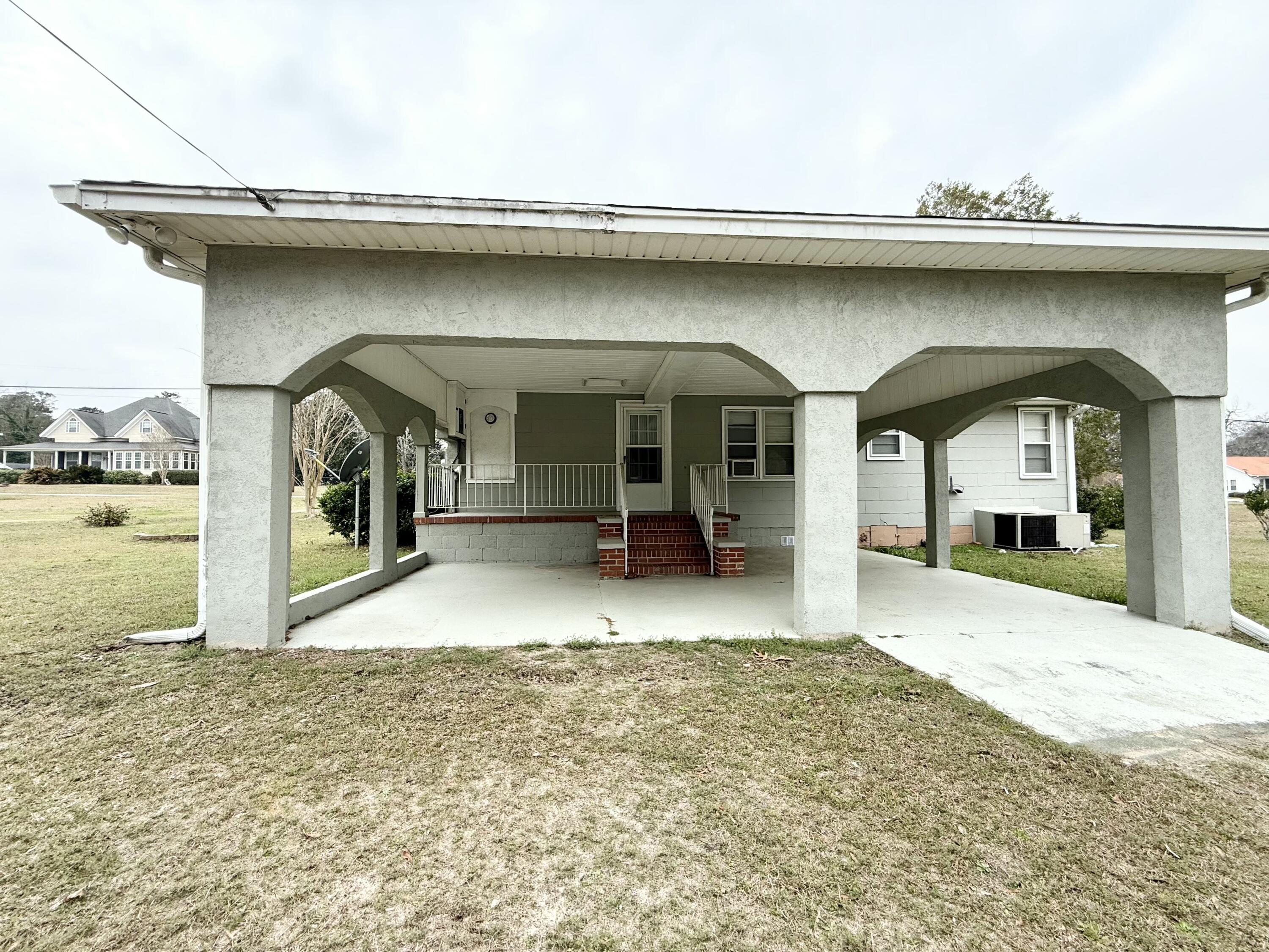 1106 Girard Avenue