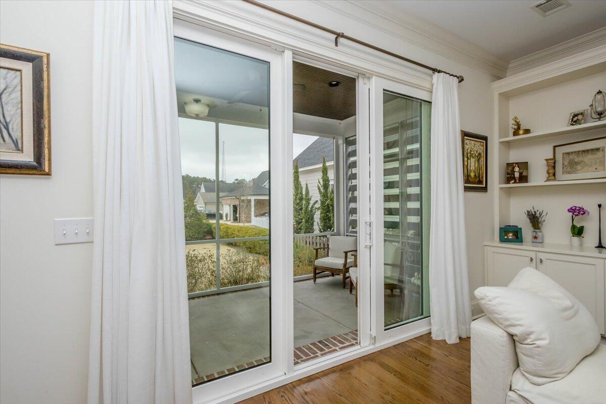 7505 Kittiwake Lane