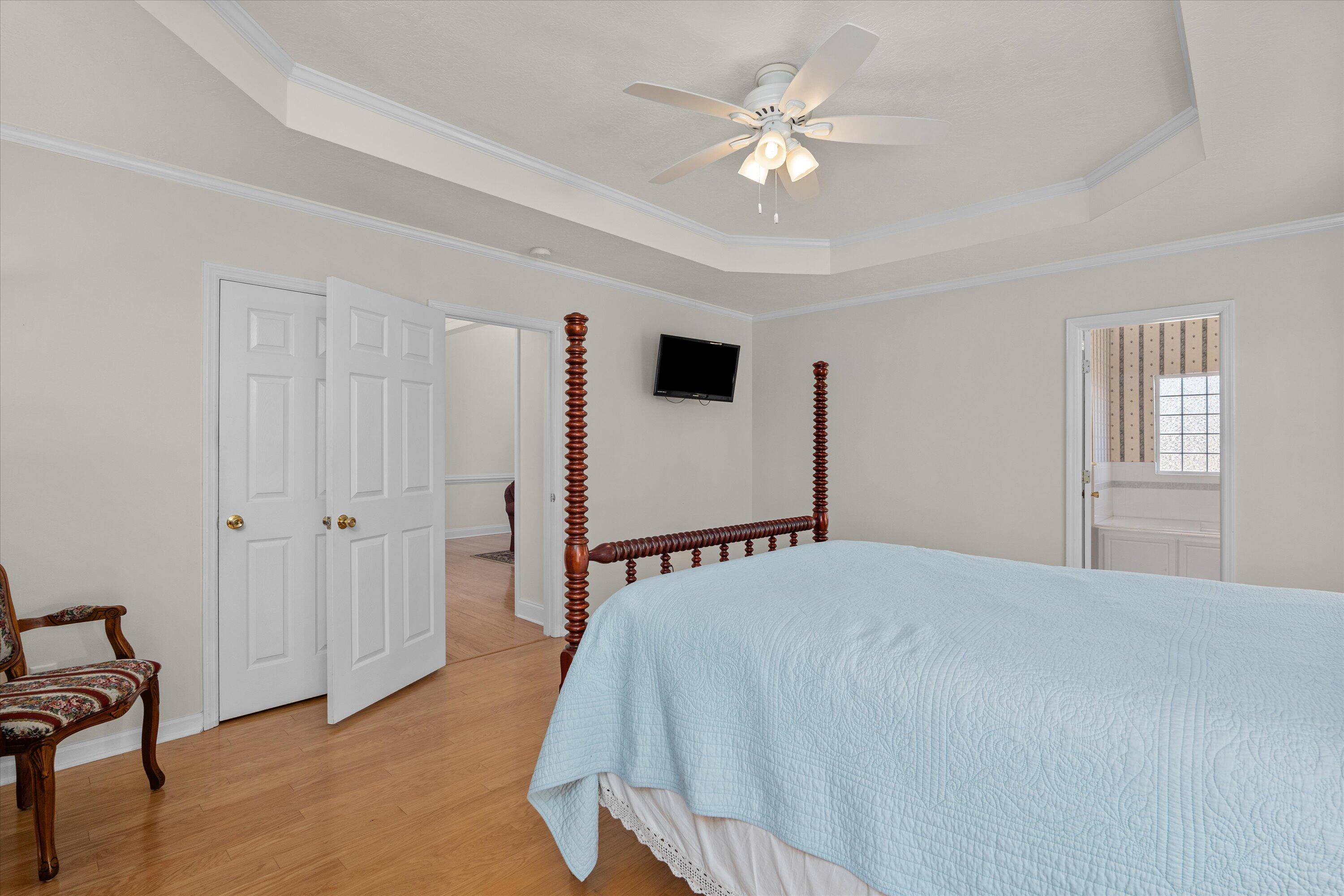 959 Windmill Parkway