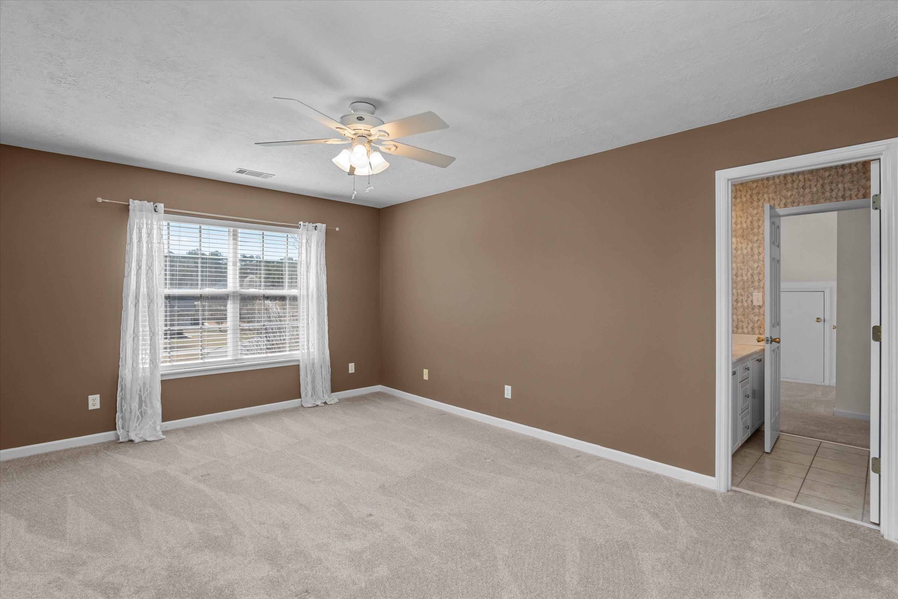 959 Windmill Parkway