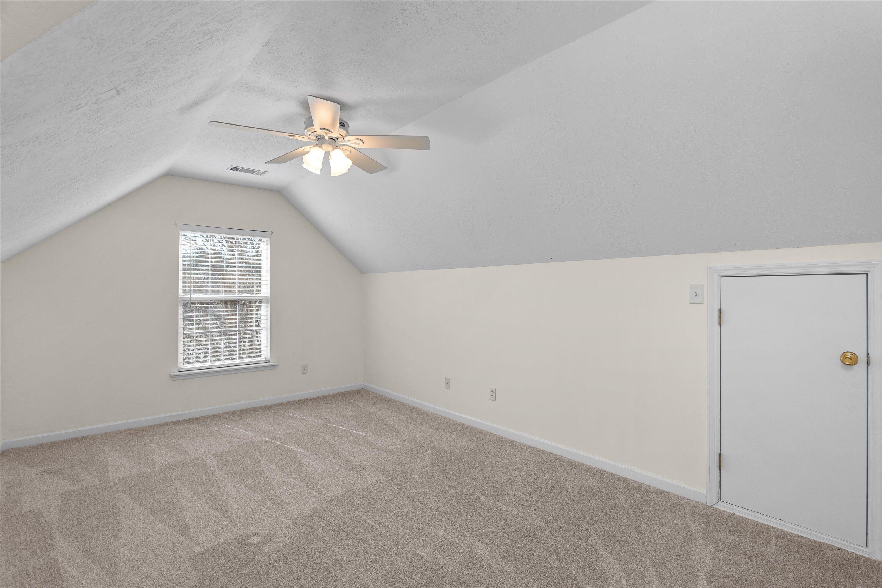 959 Windmill Parkway