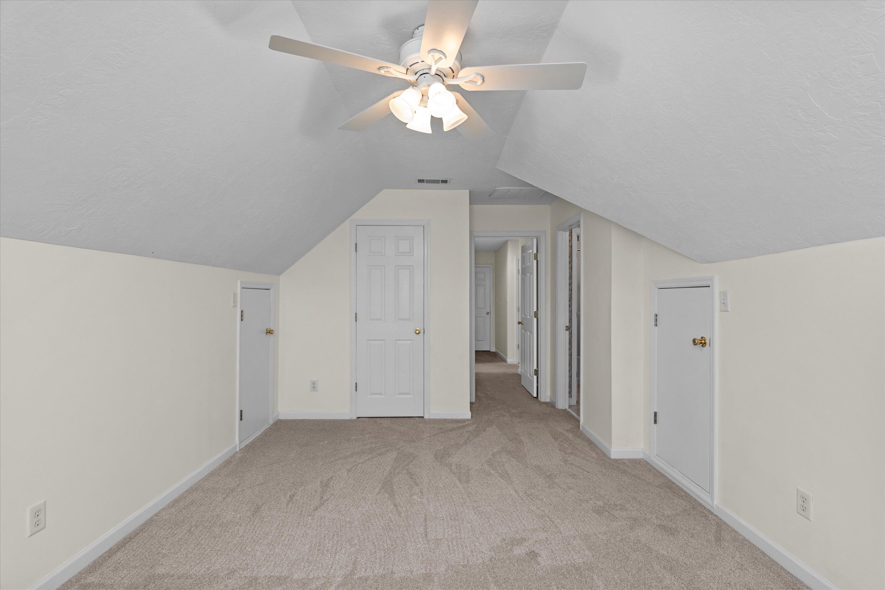 959 Windmill Parkway