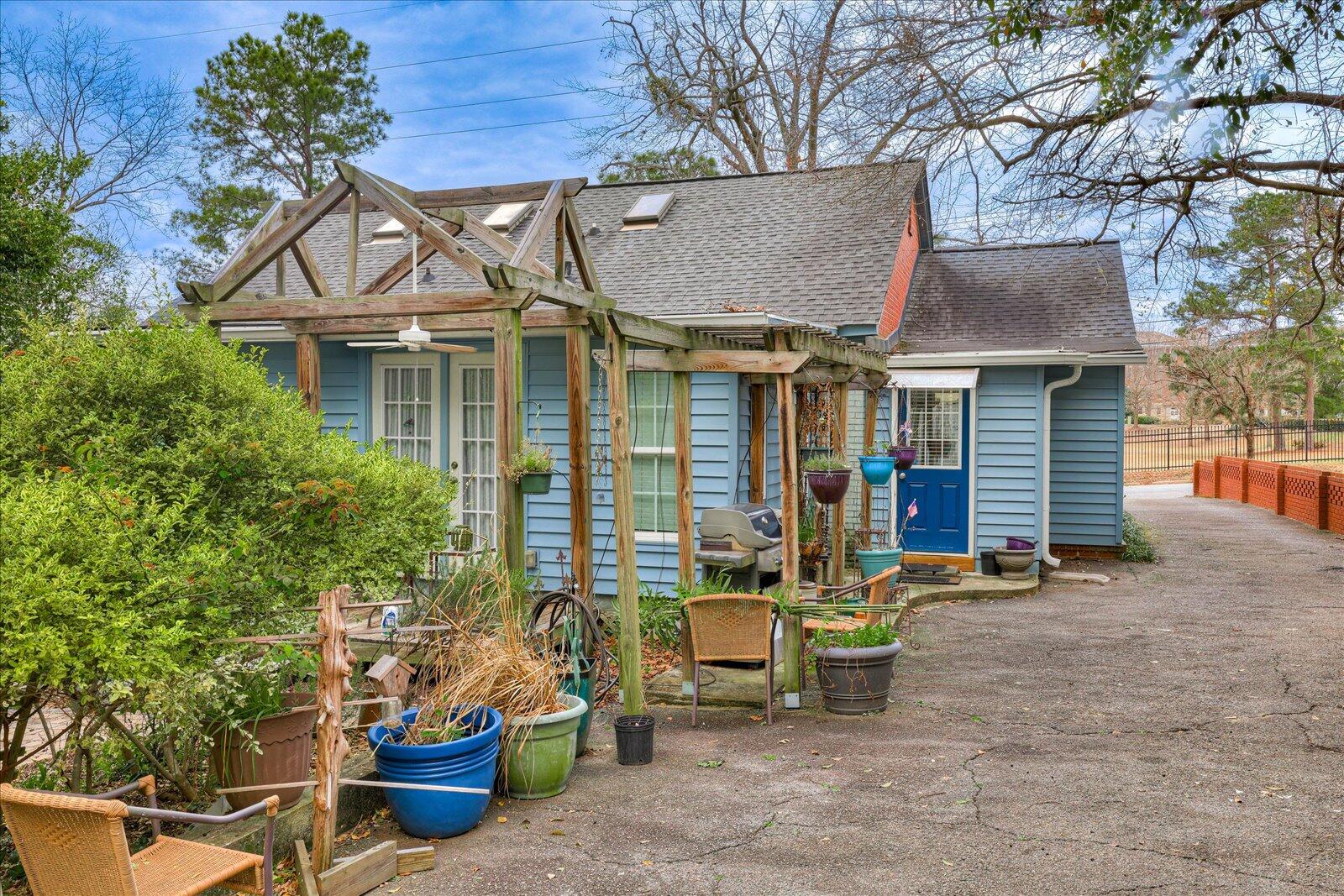1626 Whitney Street