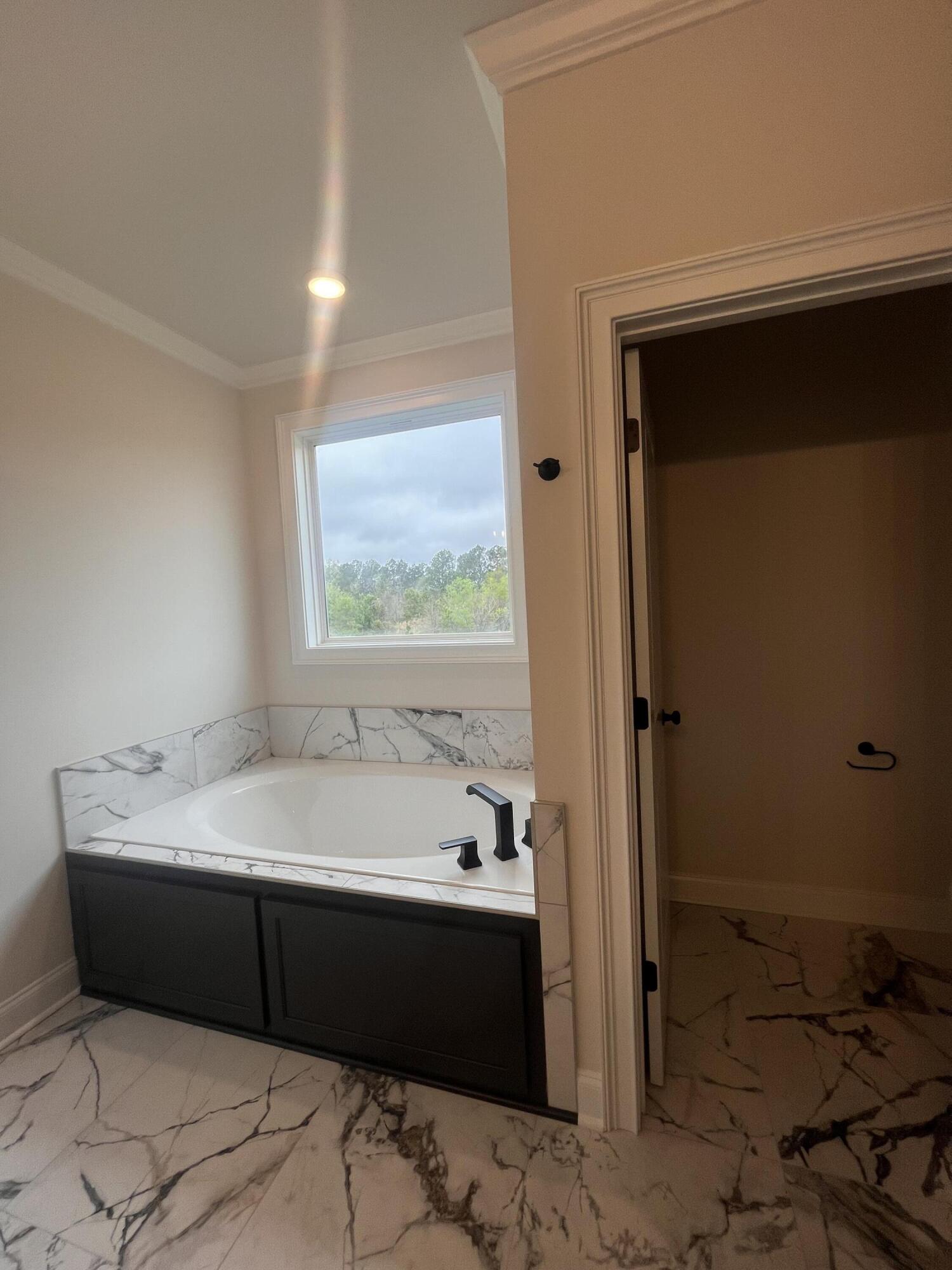 1231 Honey Lane