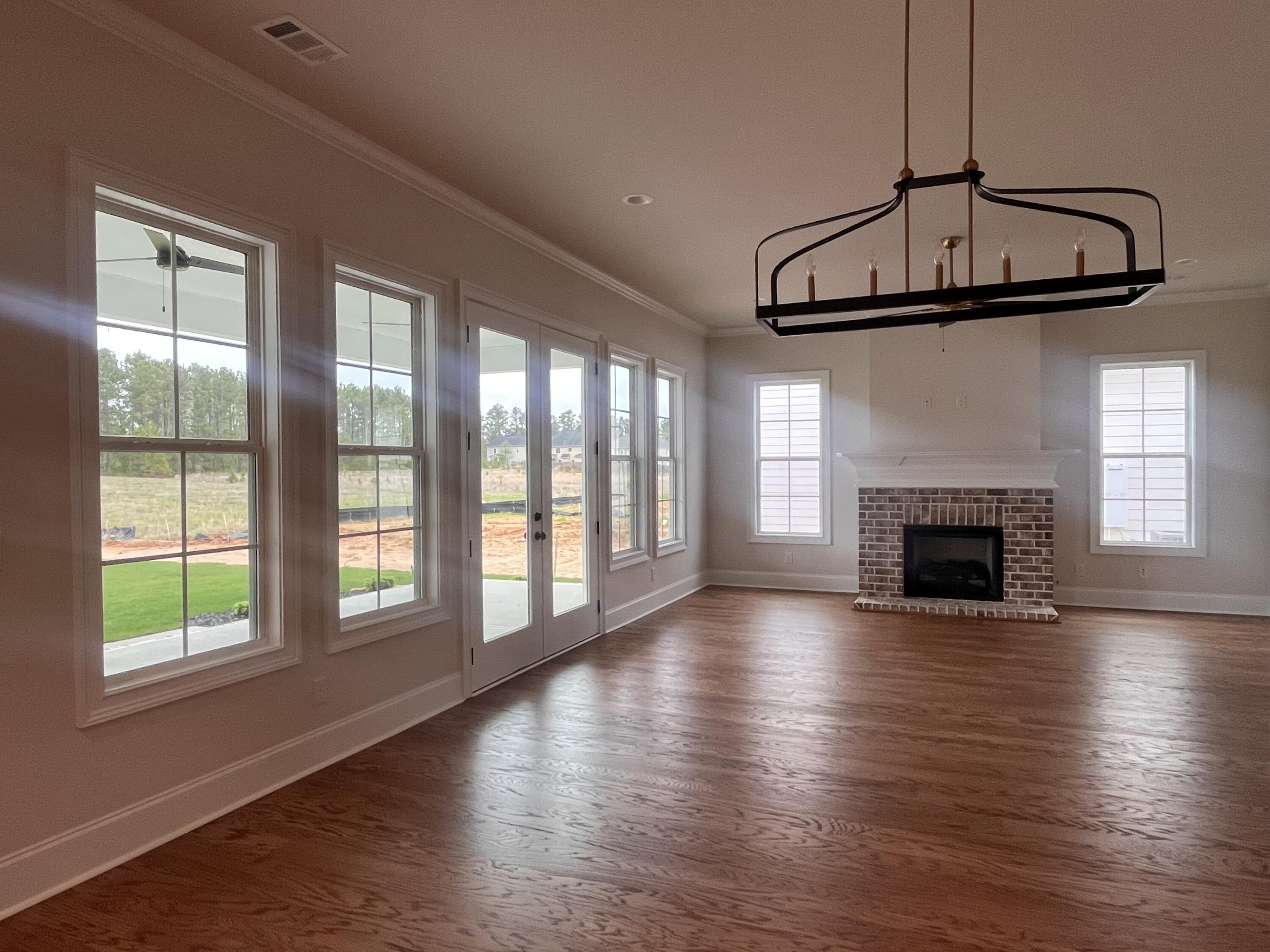 1231 Honey Lane