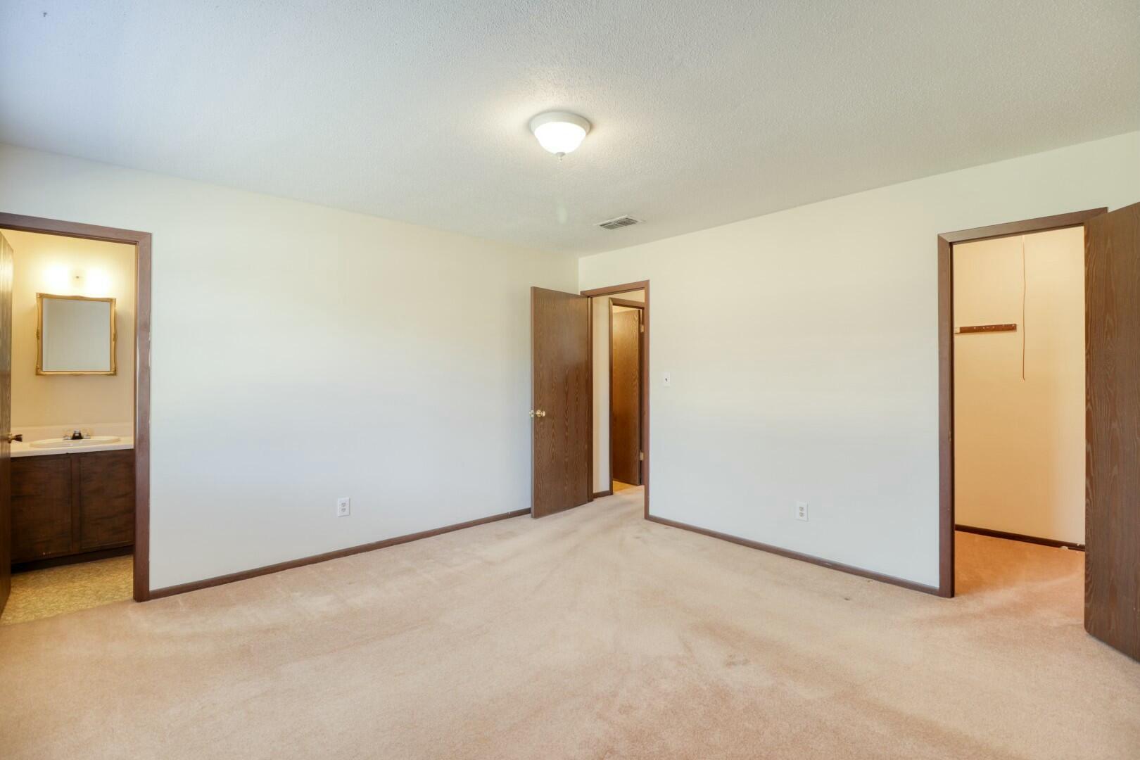 202 Pineview Drive