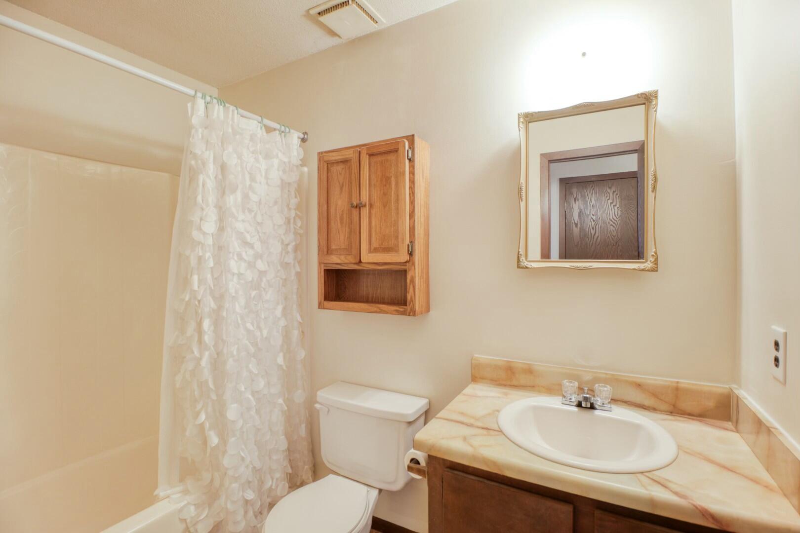 202 Pineview Drive