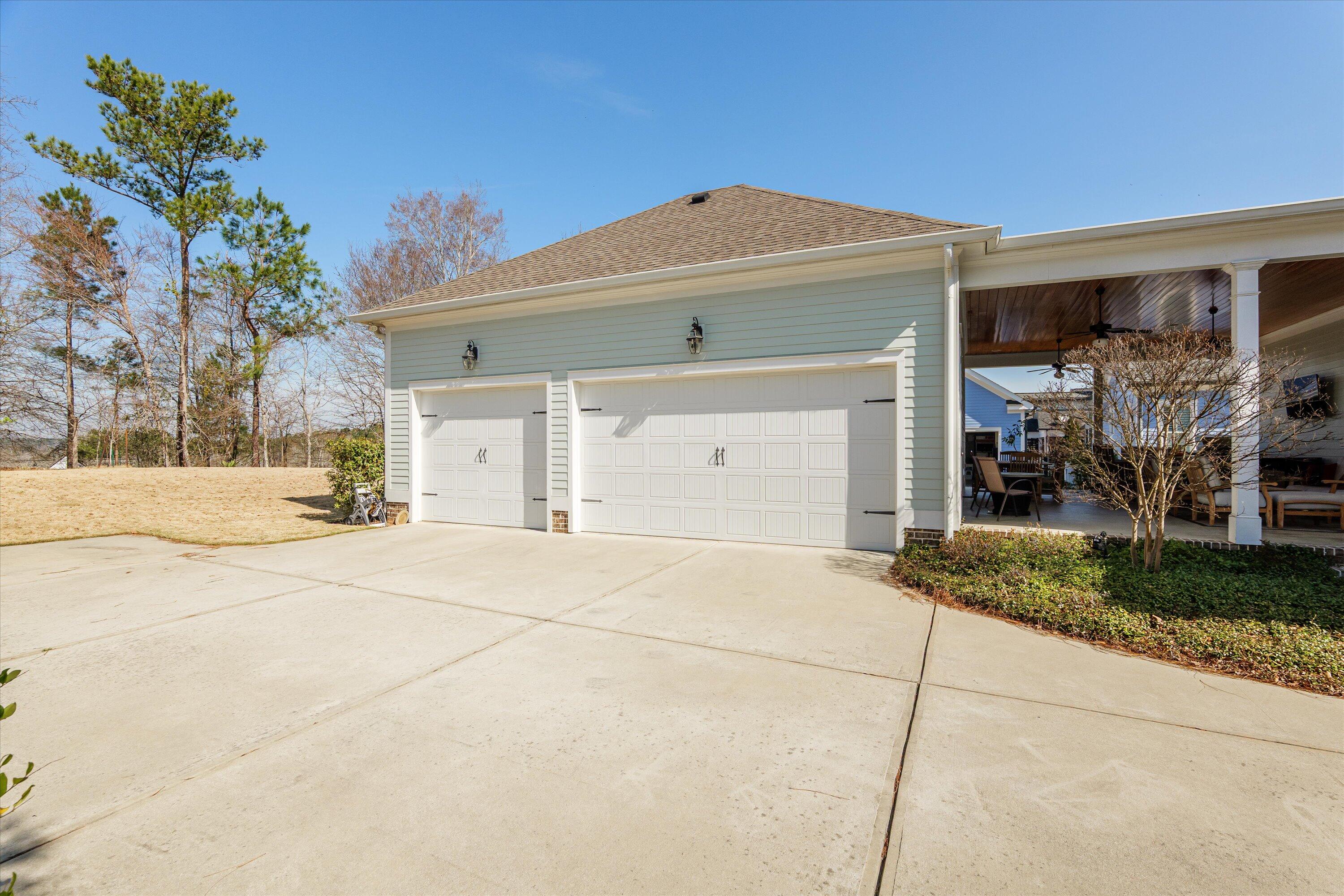 818 Kestrel Drive