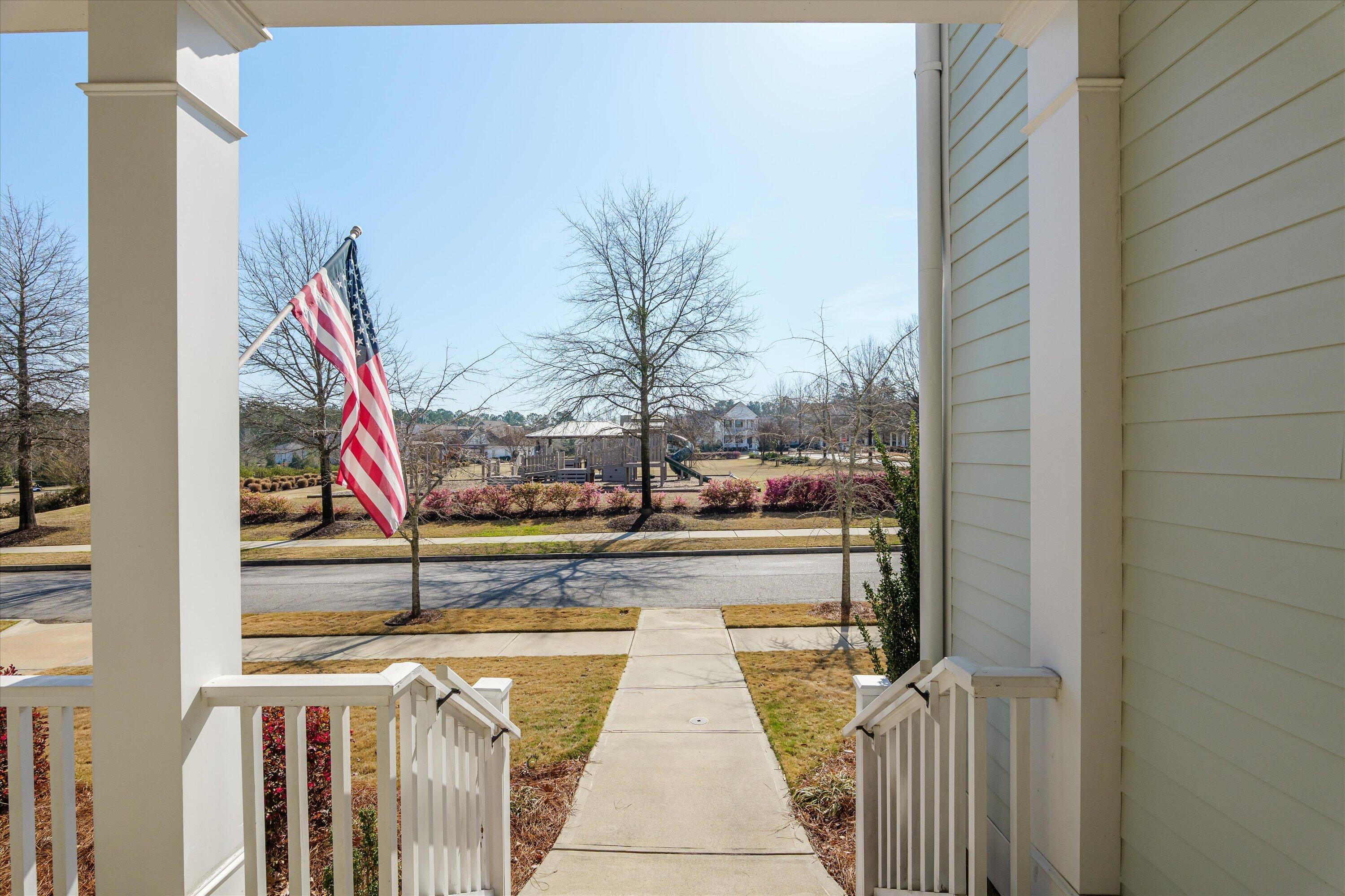 818 Kestrel Drive
