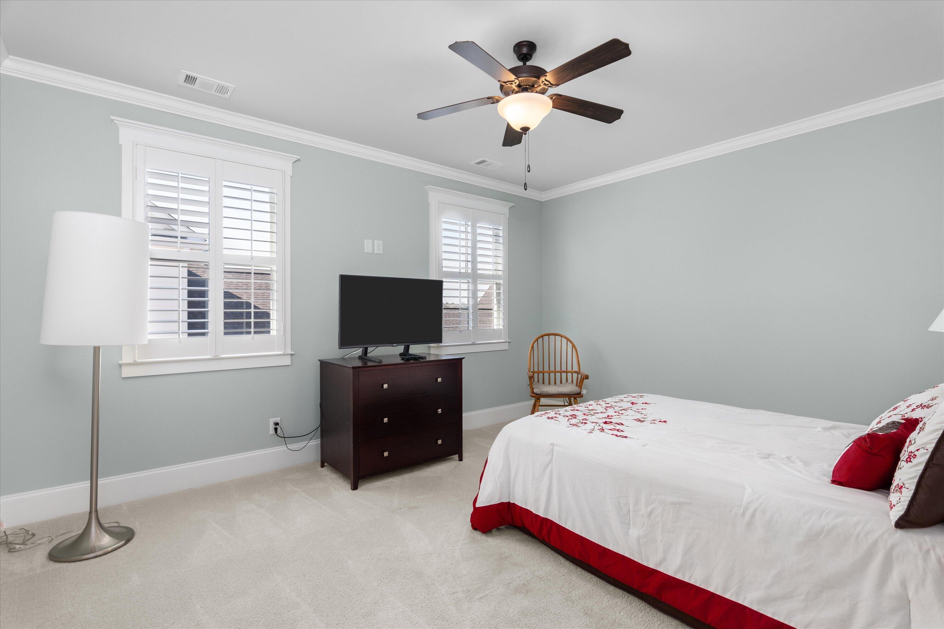 818 Kestrel Drive