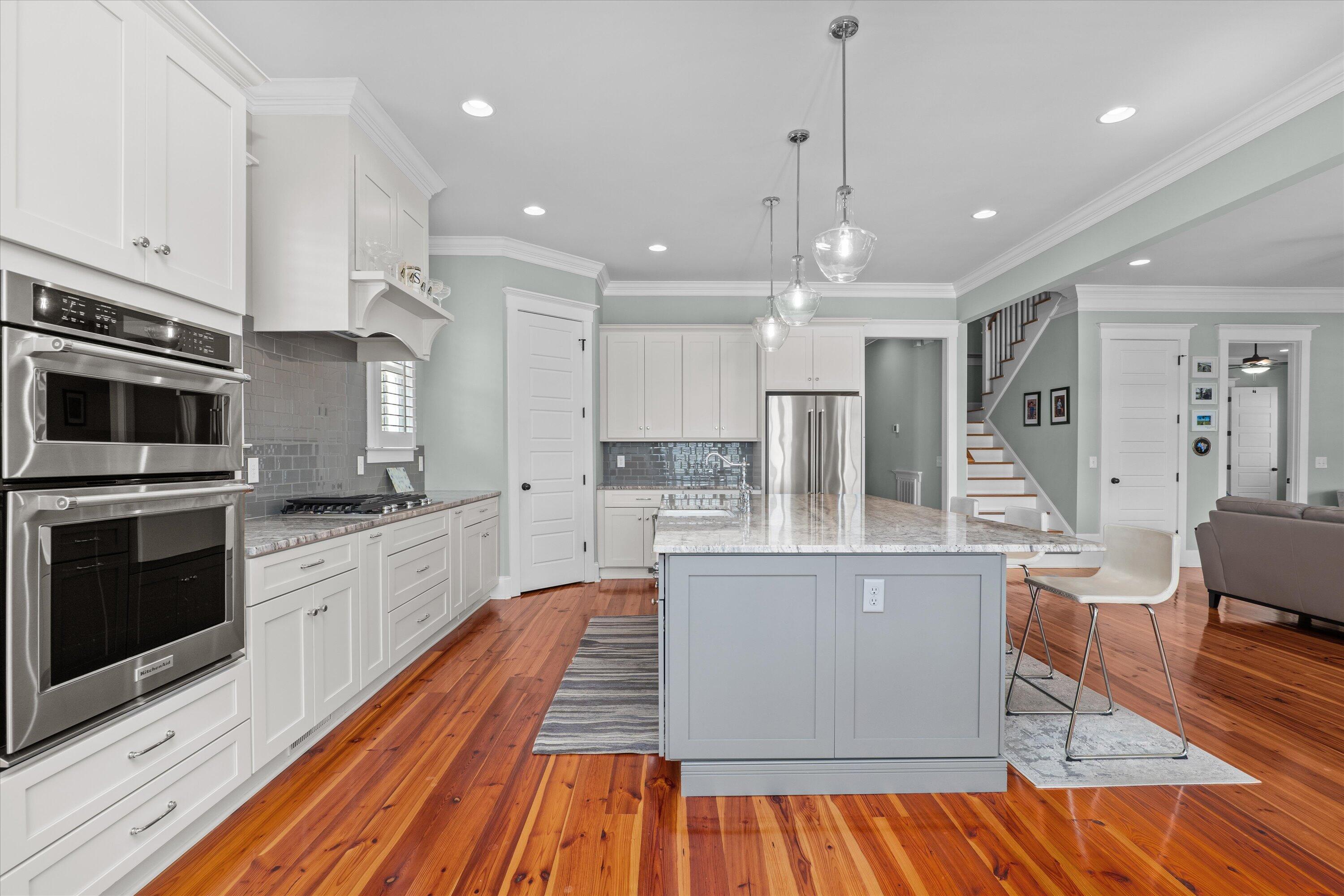 818 Kestrel Drive