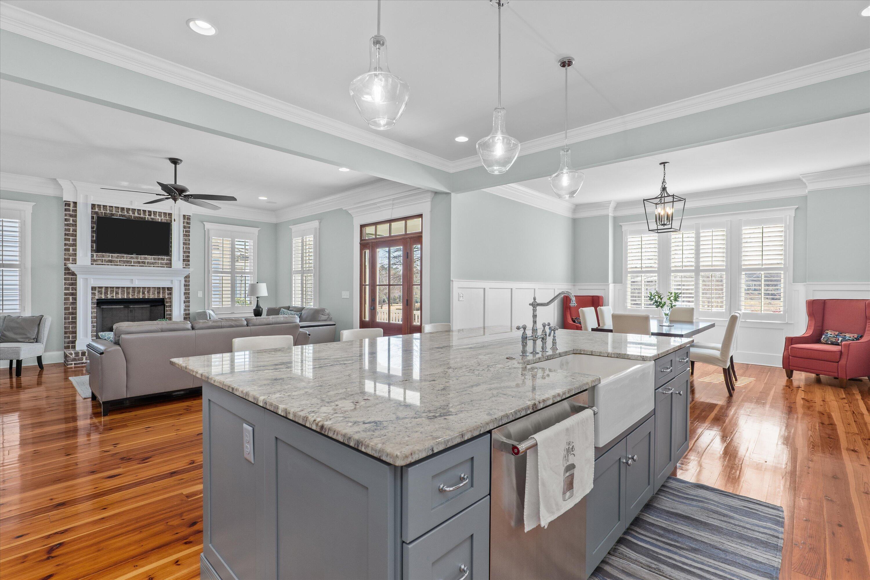 818 Kestrel Drive