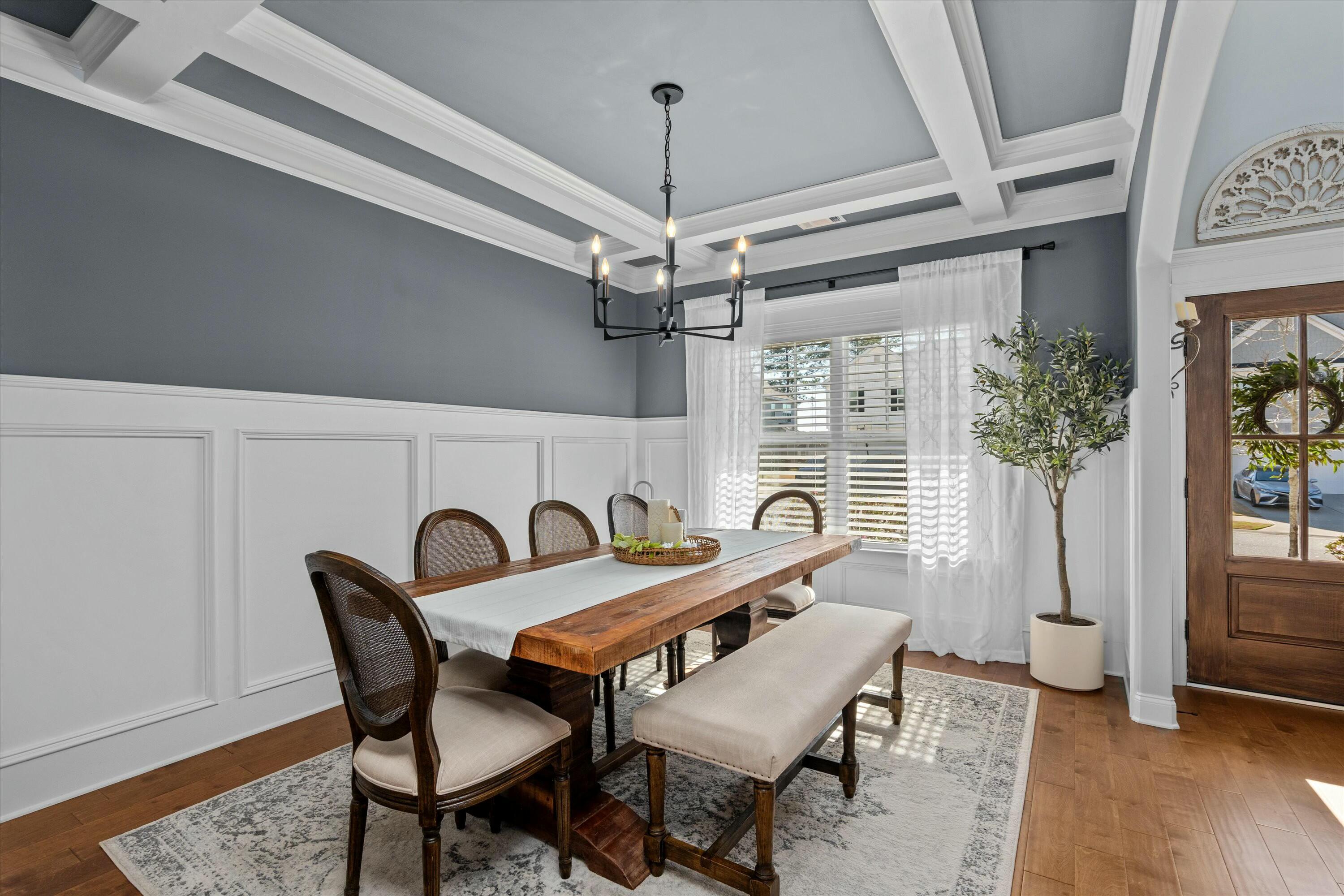 2562 Traverse Trail
