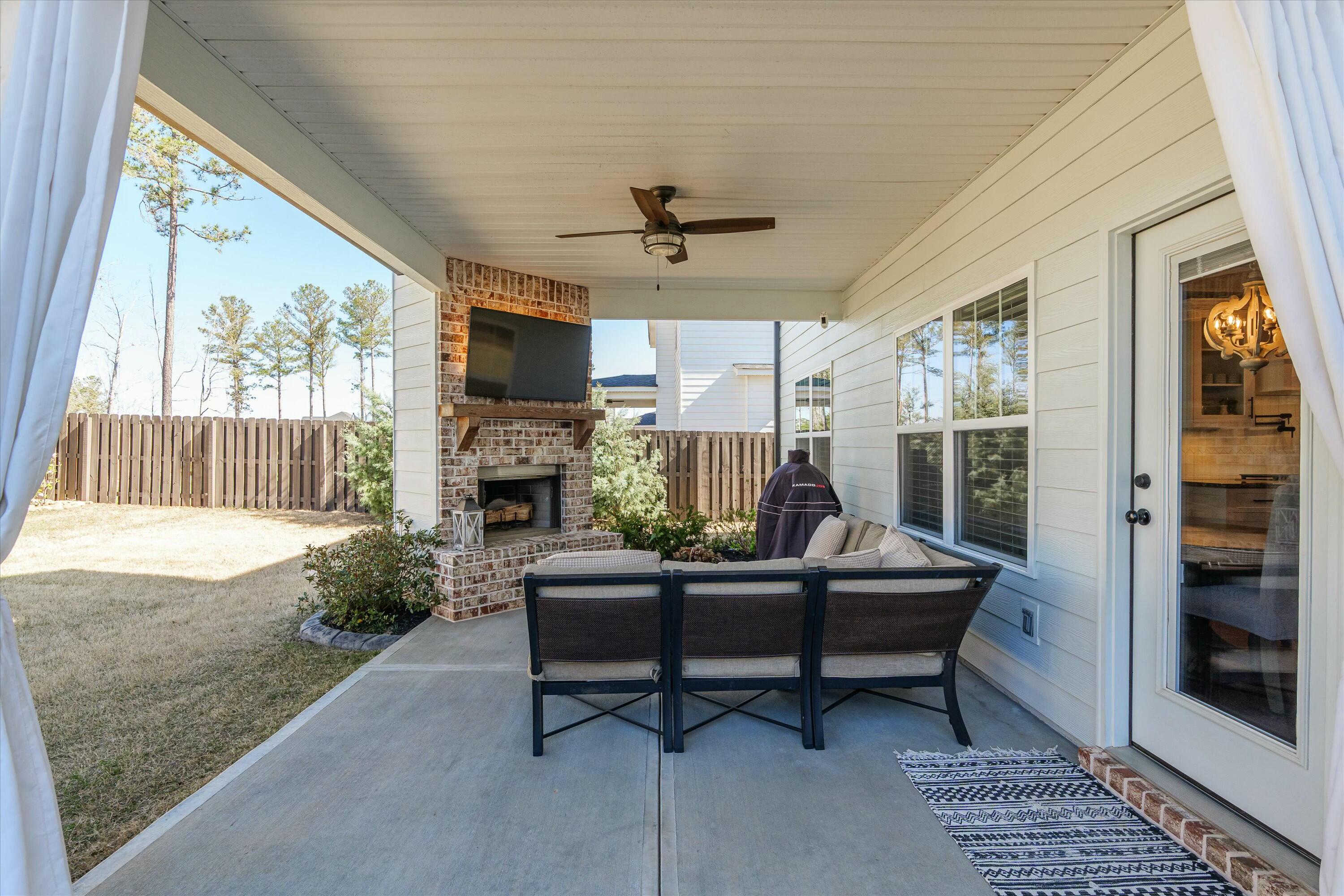 2562 Traverse Trail