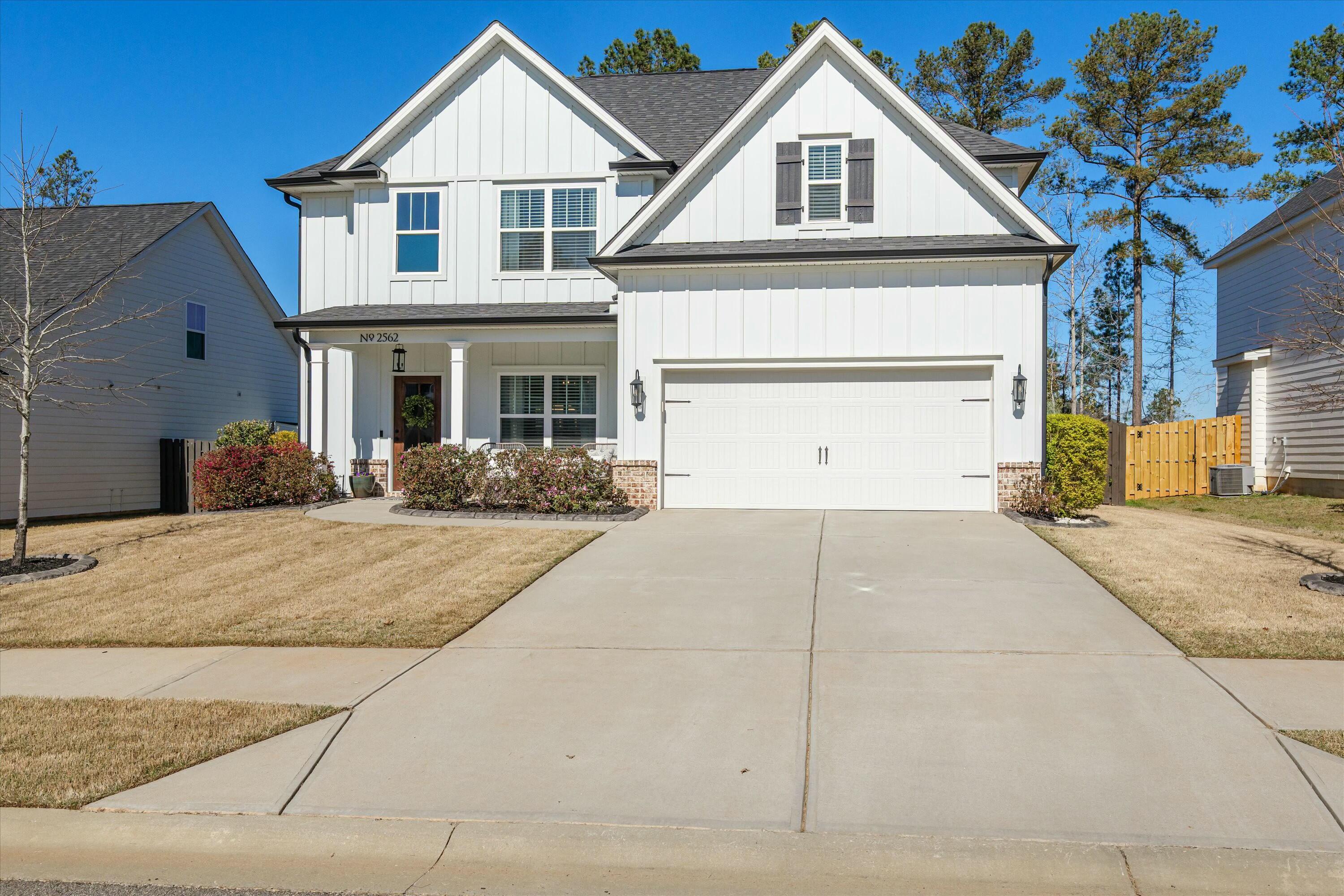 2562 Traverse Trail