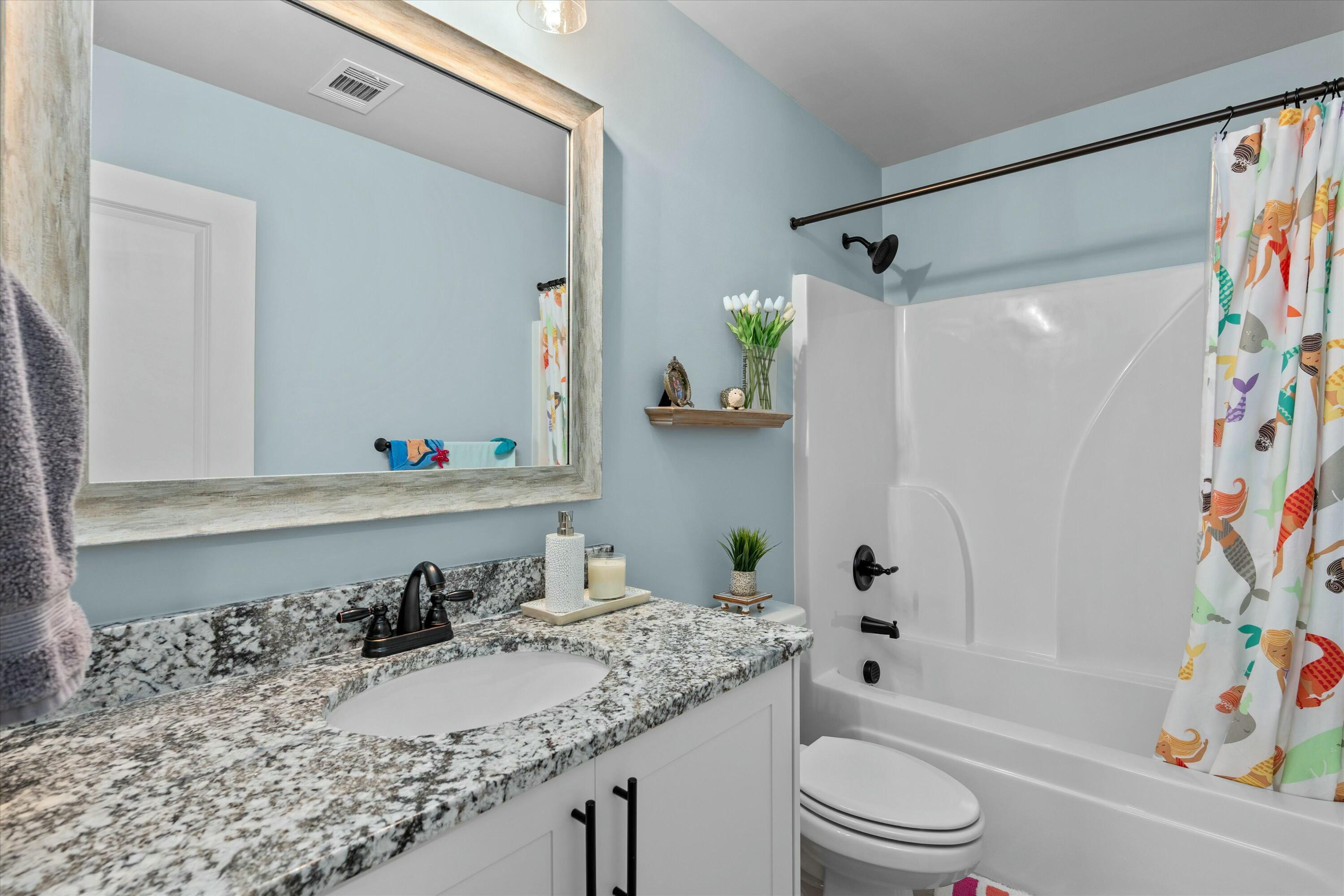 2562 Traverse Trail