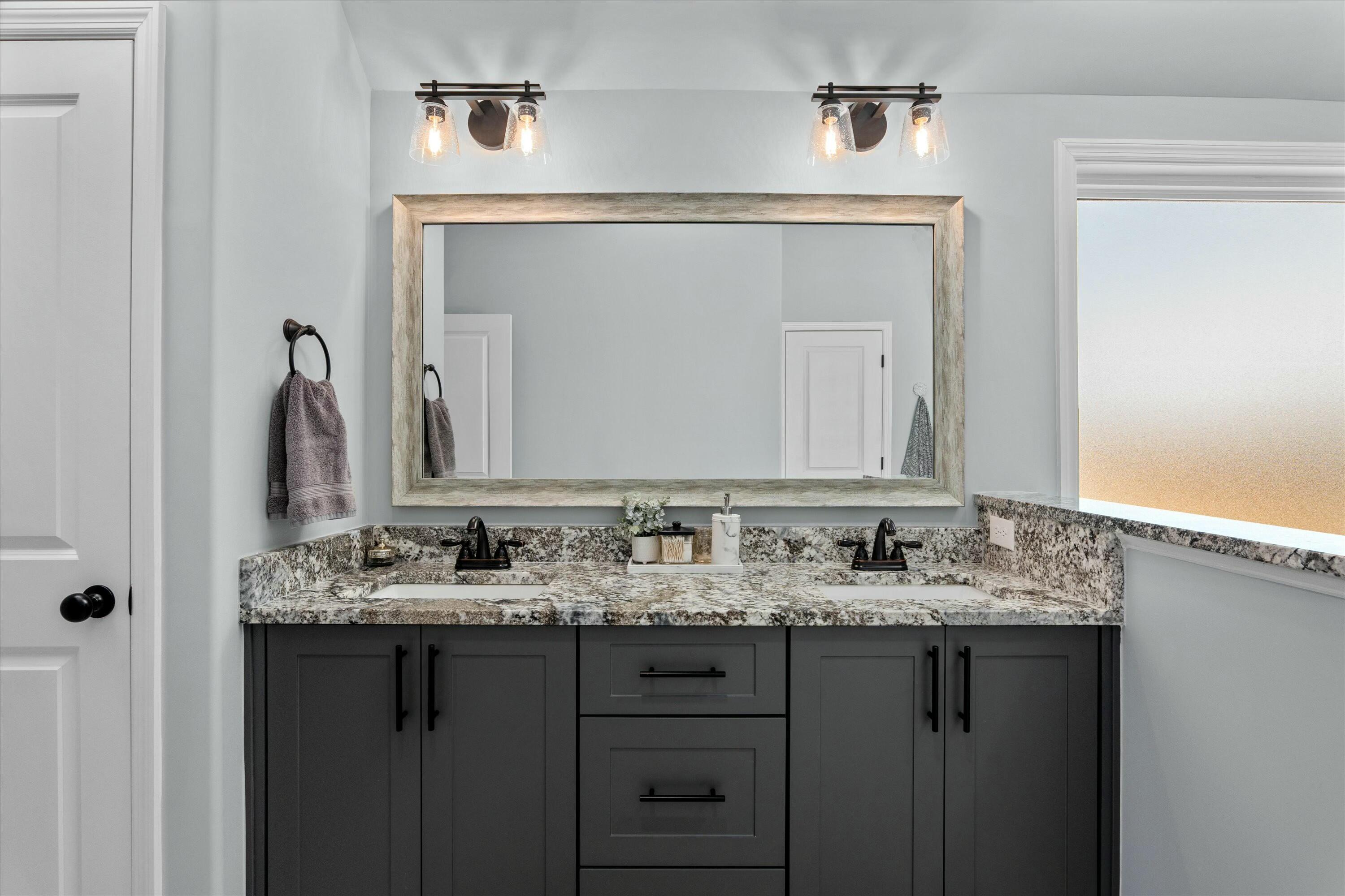 2562 Traverse Trail