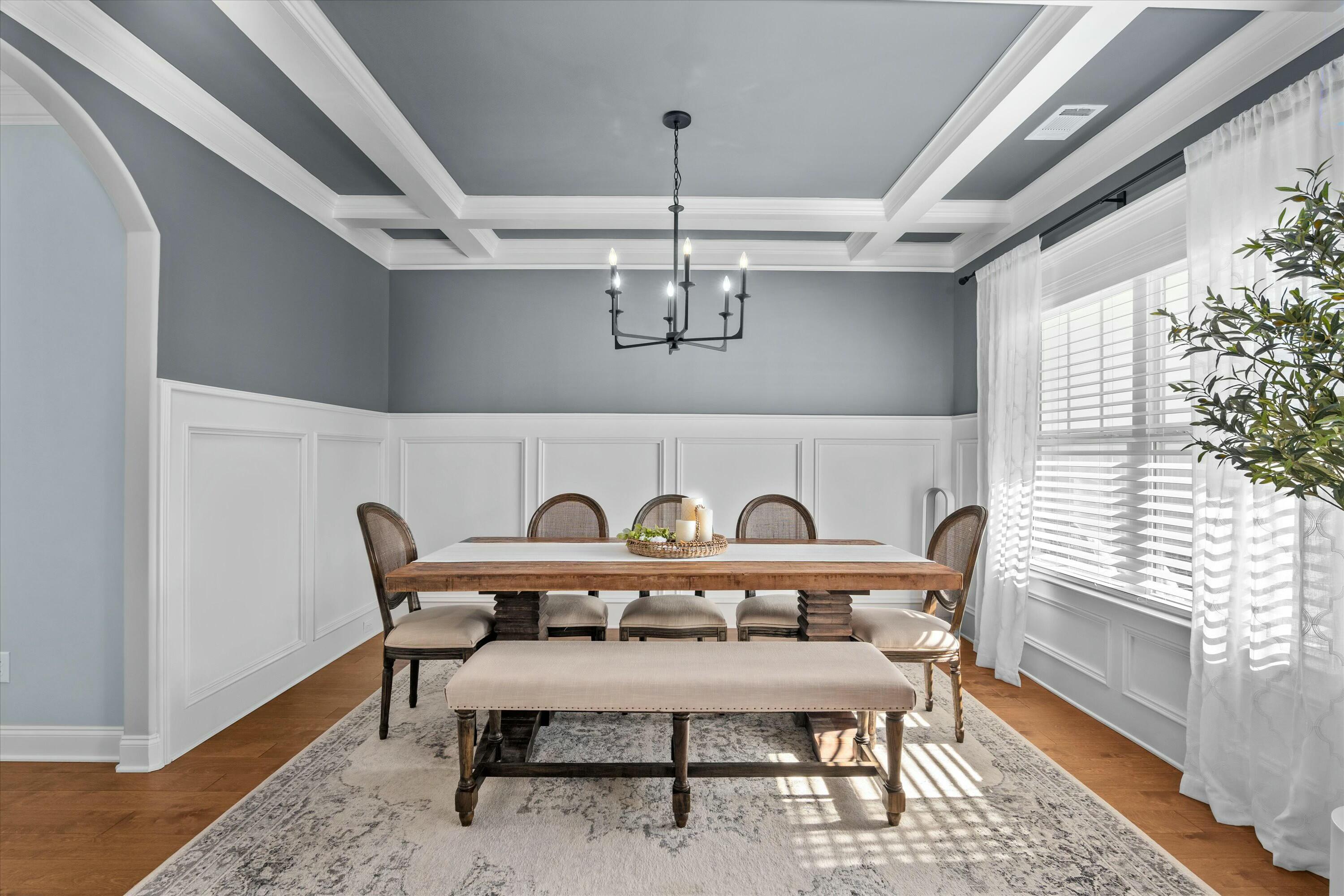 2562 Traverse Trail