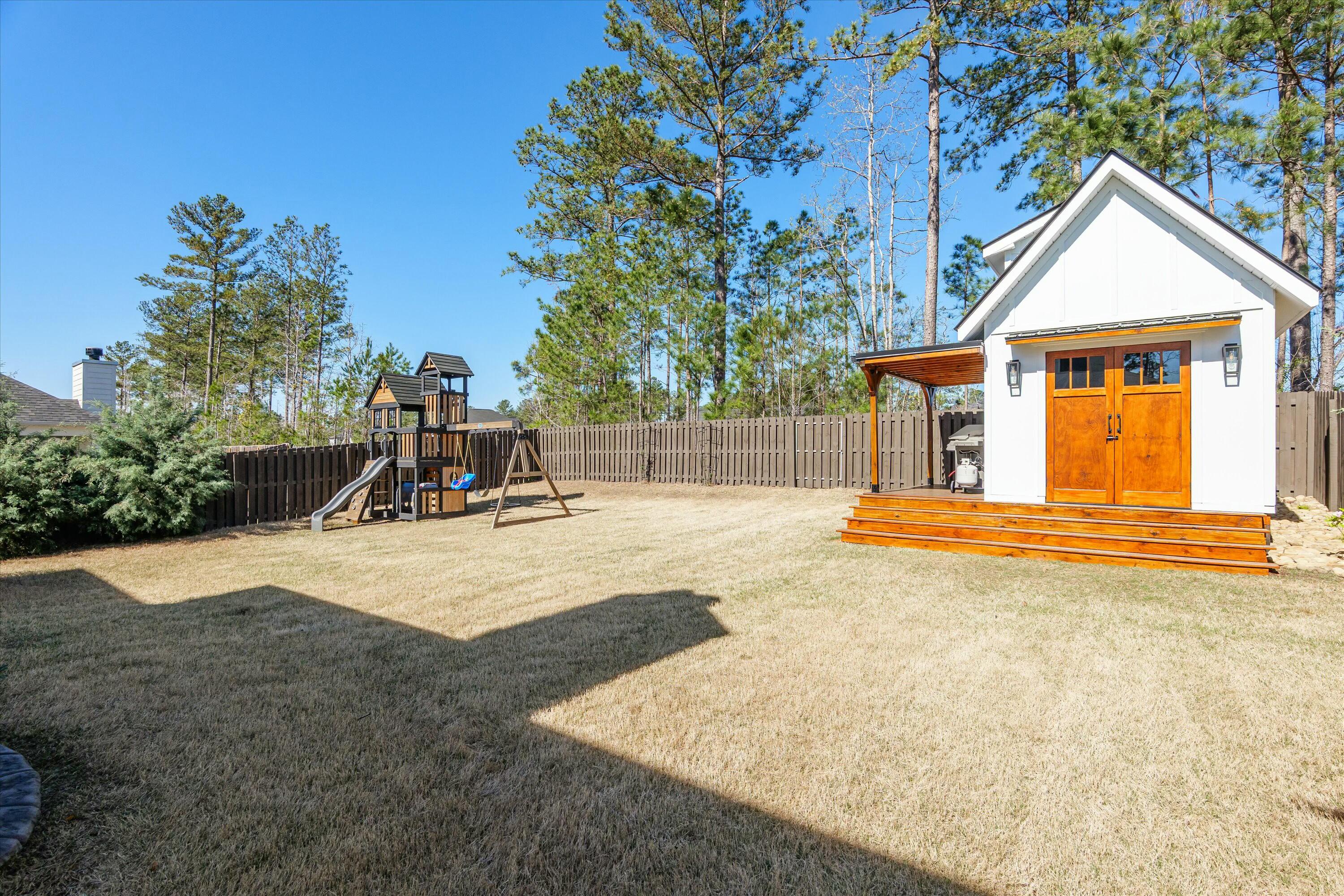 2562 Traverse Trail