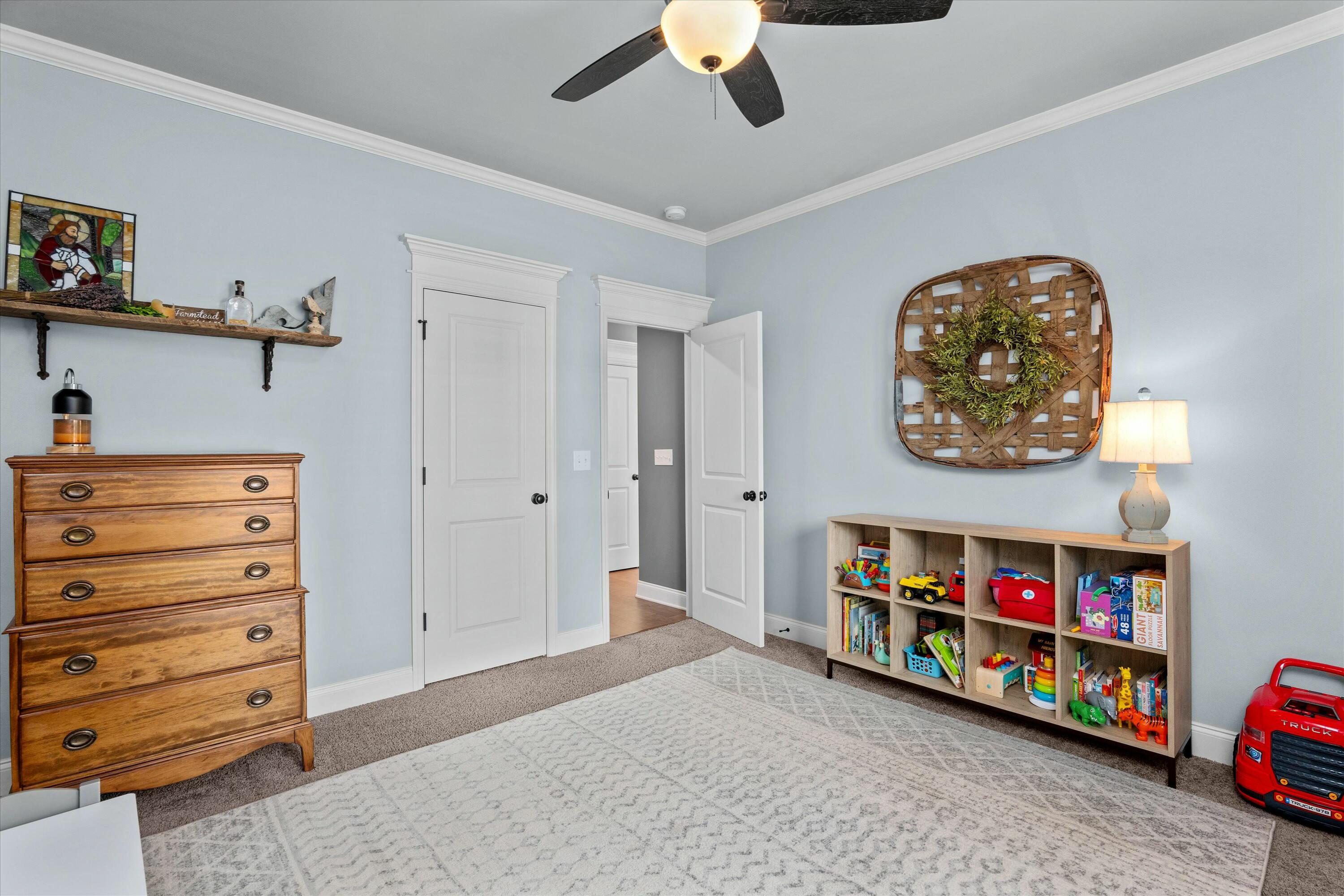 2562 Traverse Trail