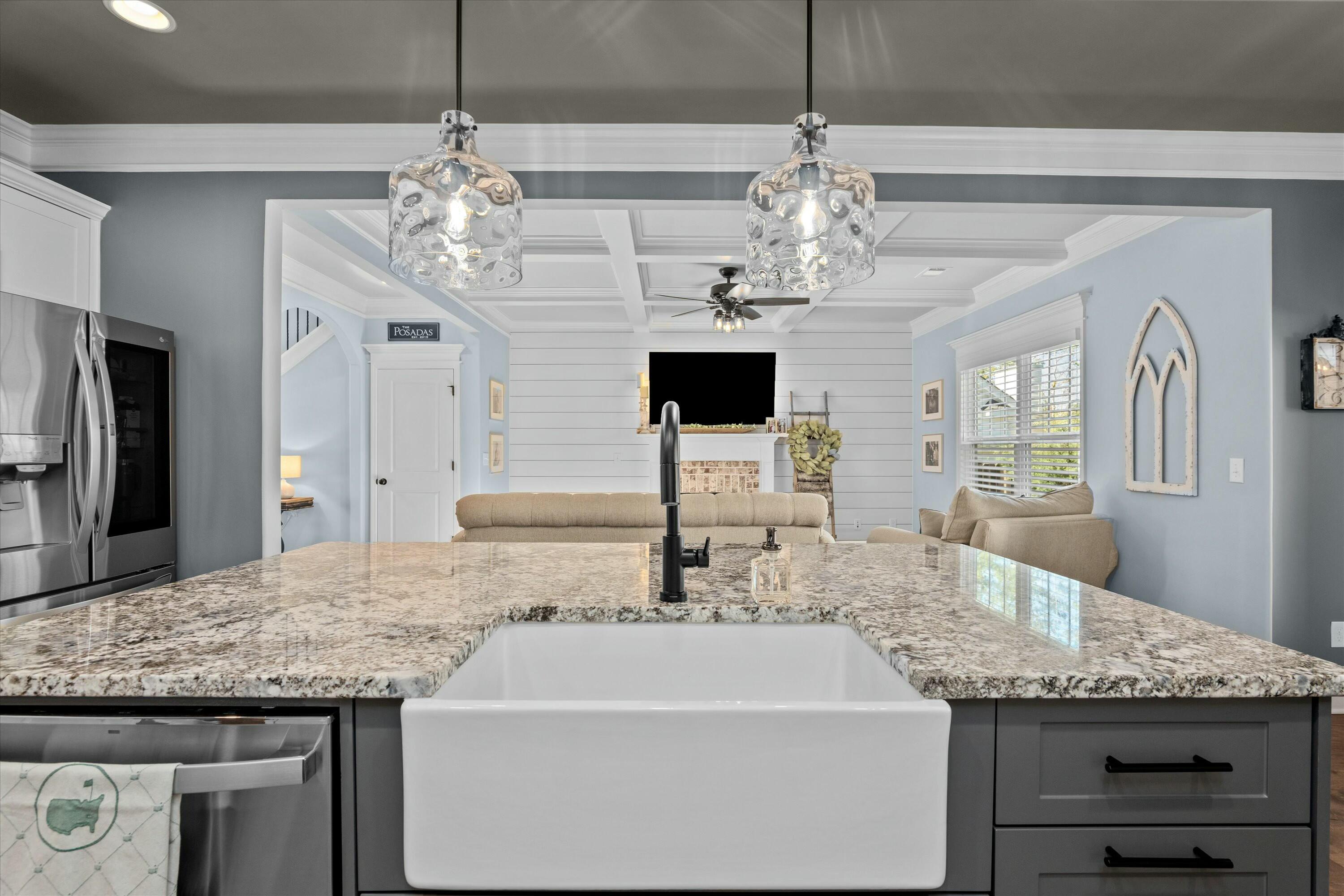 2562 Traverse Trail