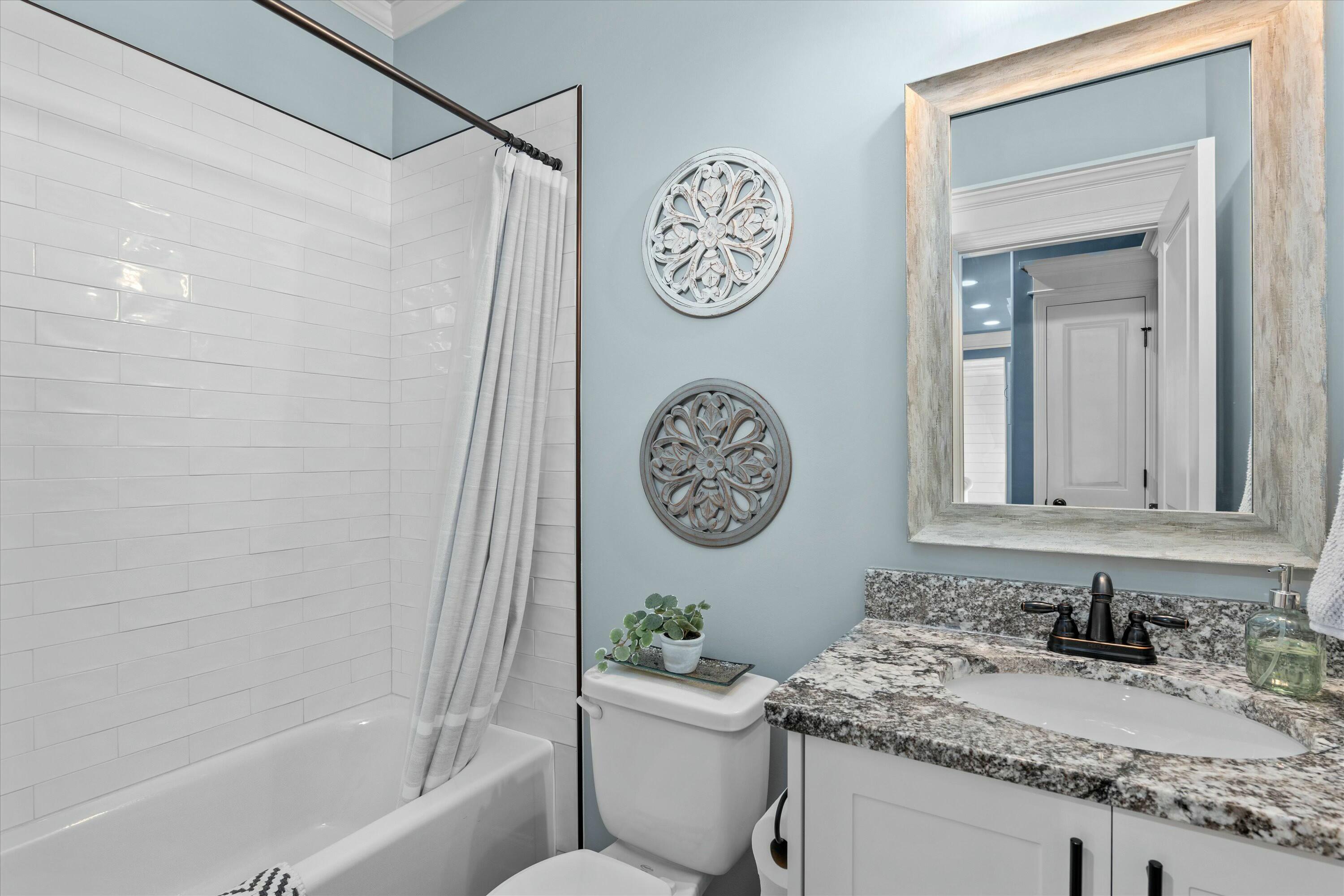 2562 Traverse Trail