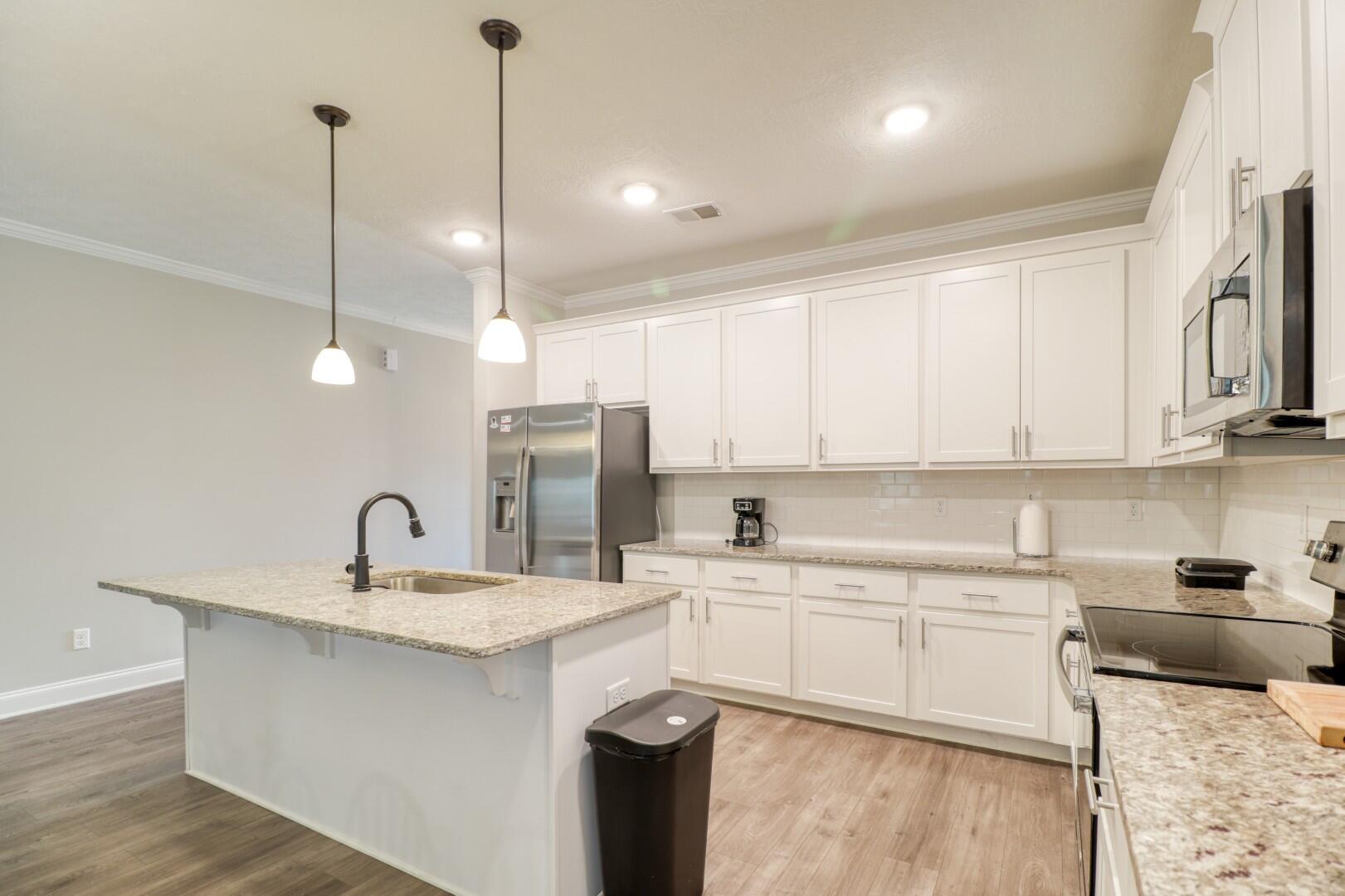 300 Huntley Loop