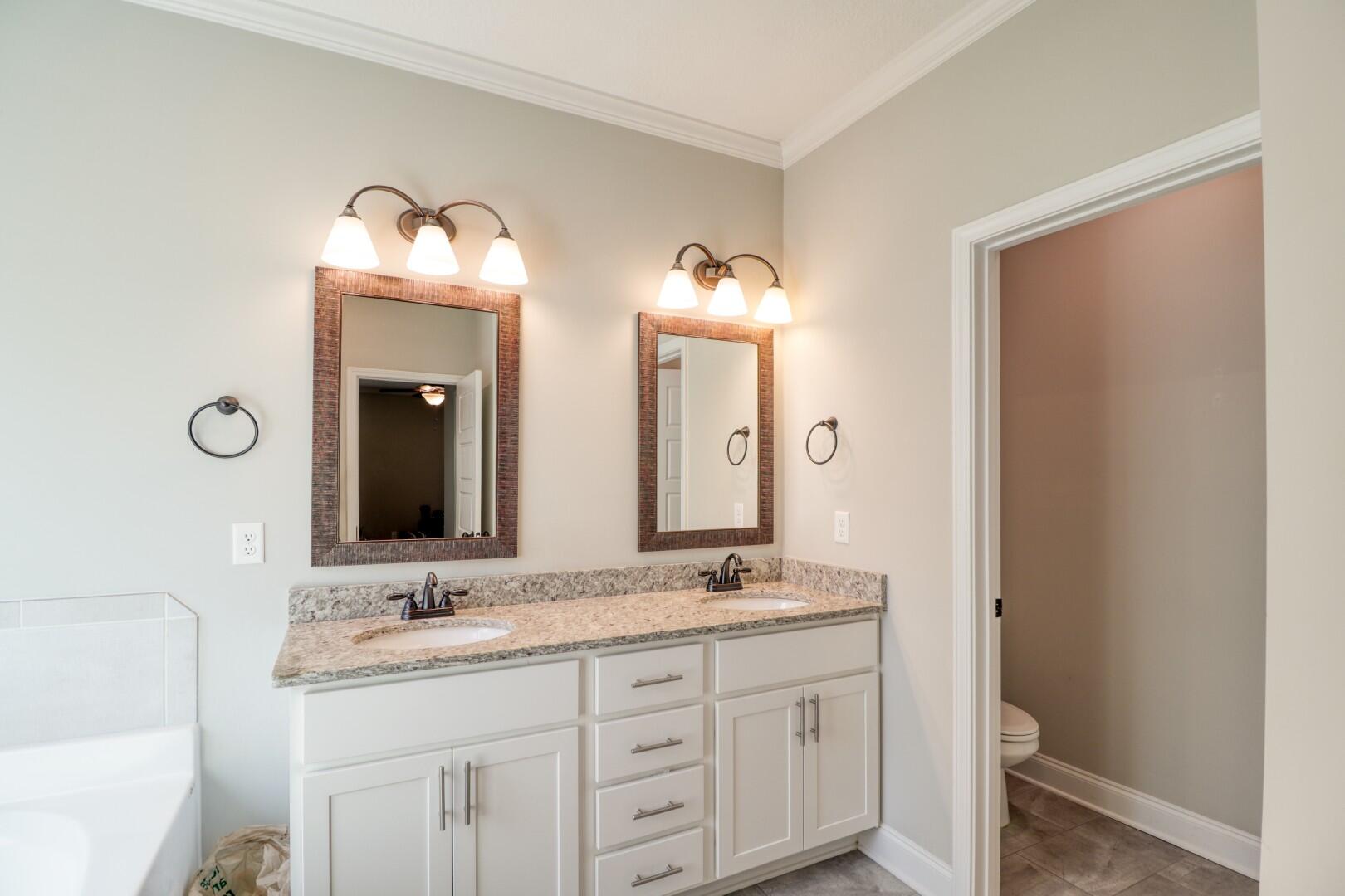 300 Huntley Loop