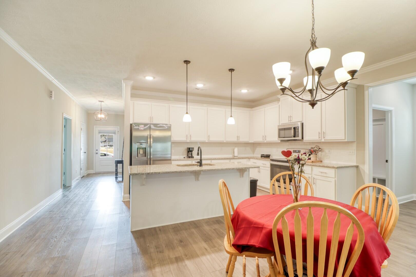 300 Huntley Loop