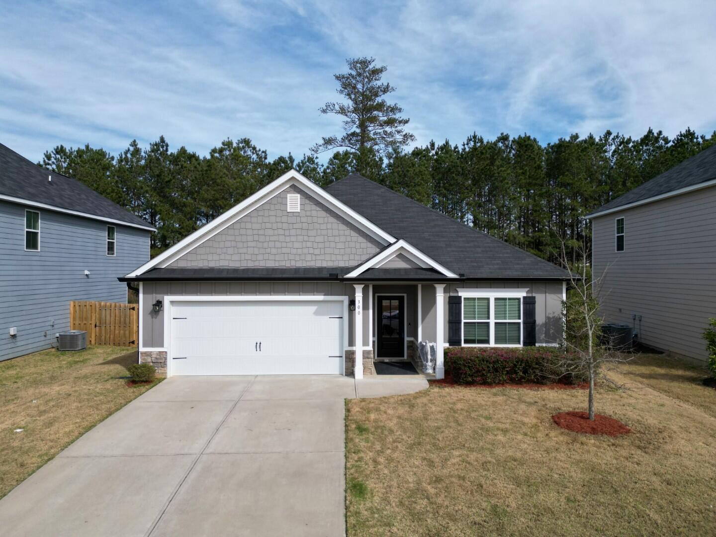 300 Huntley Loop