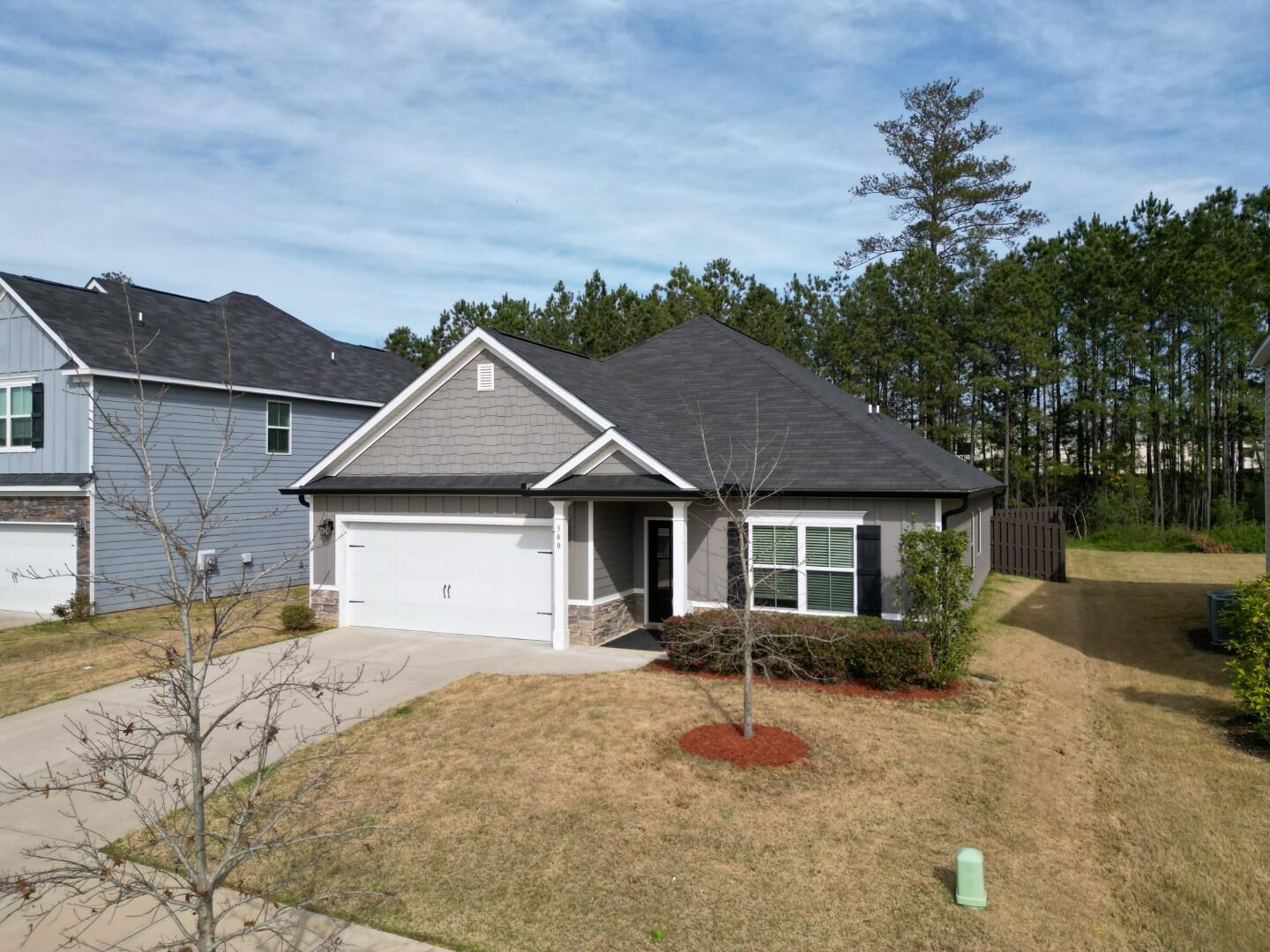 300 Huntley Loop