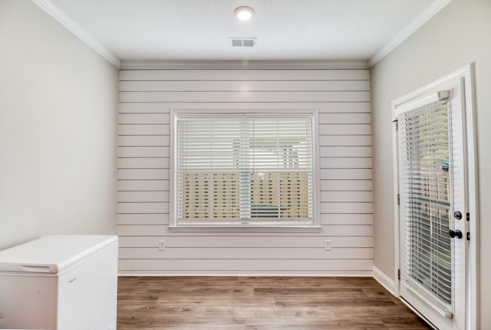 300 Huntley Loop