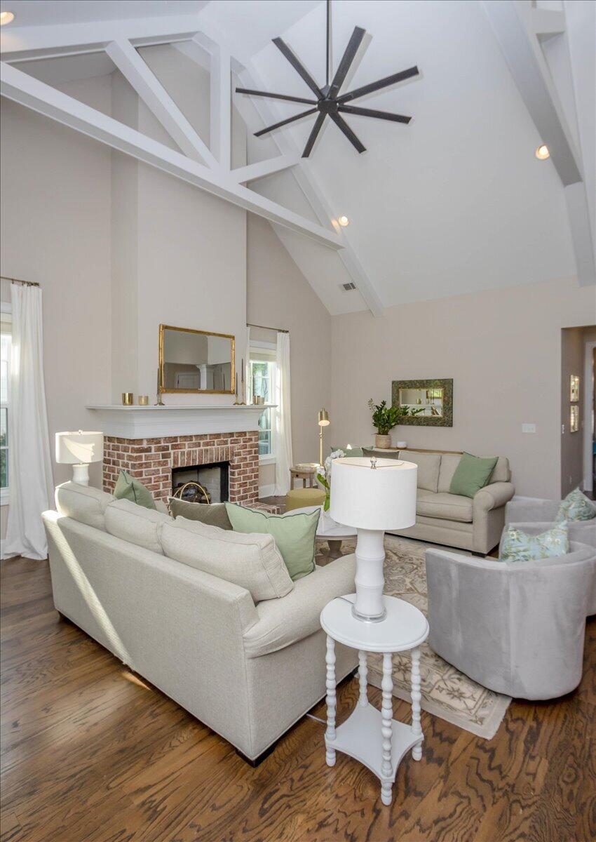 216 Hornsby Lane