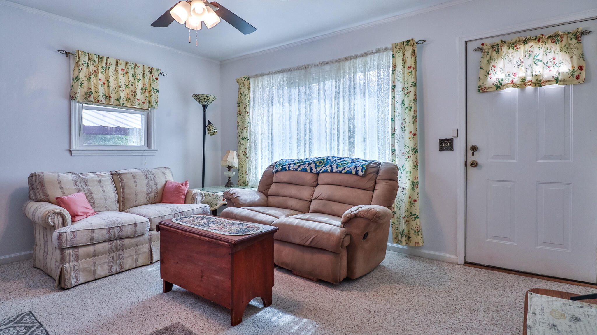 601 Louise Dr.