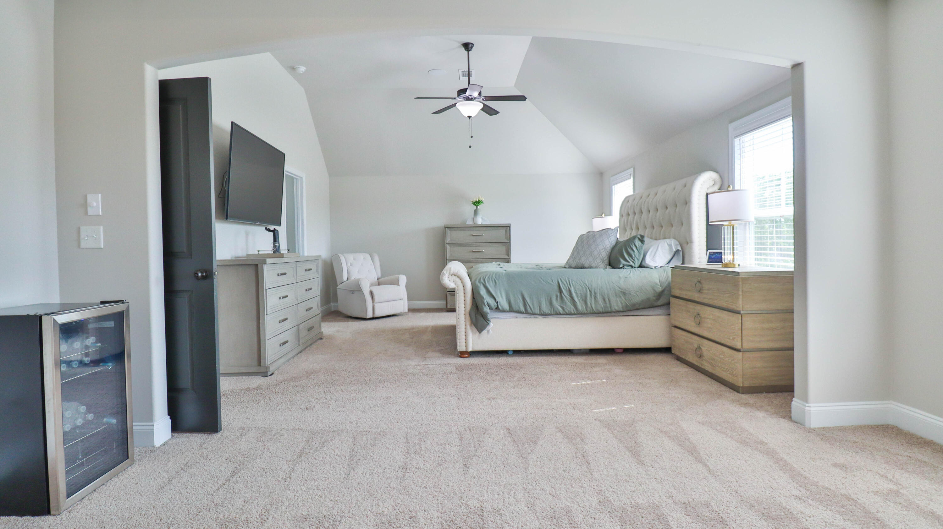 2594 Traverse Trail