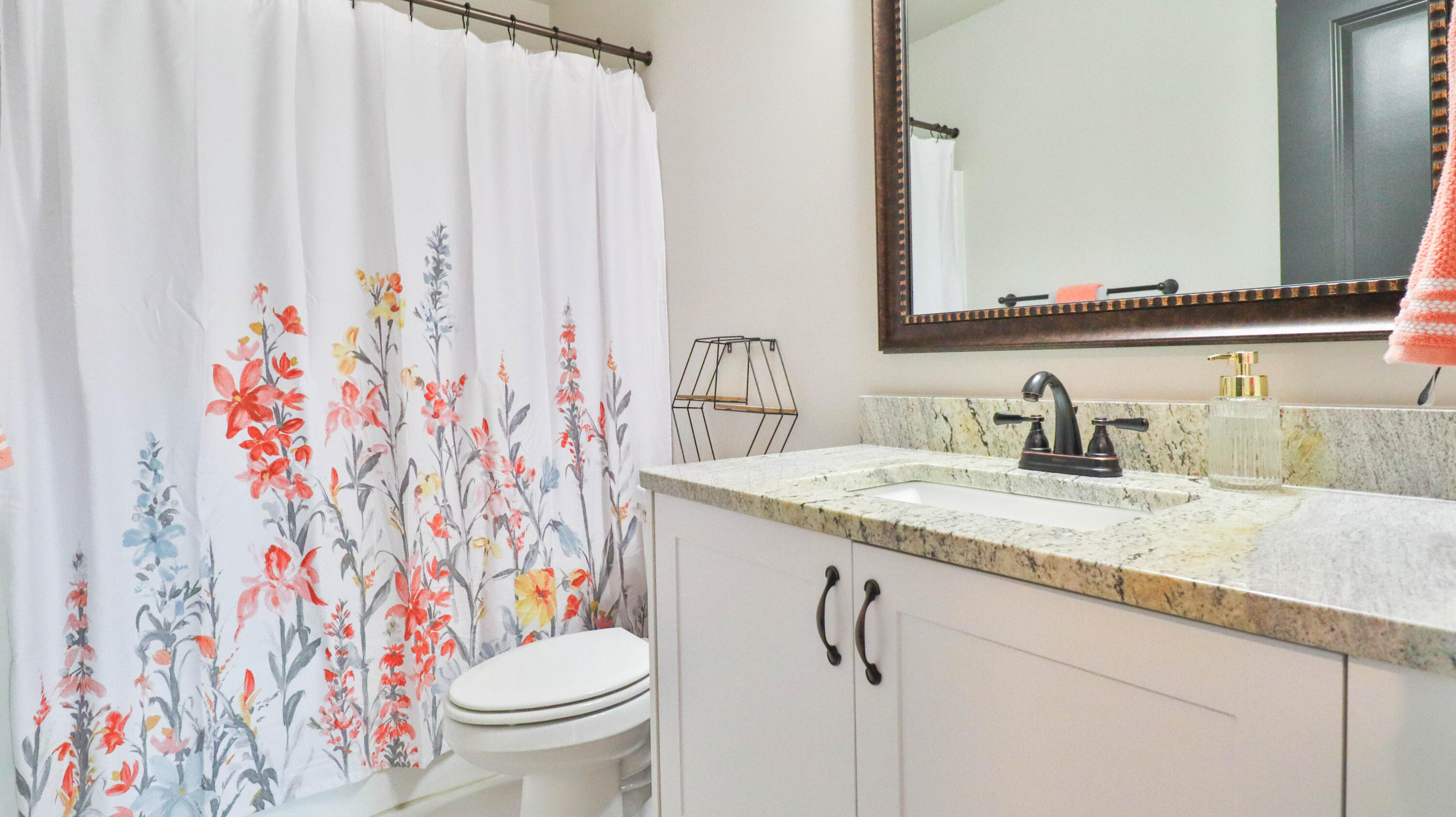 2594 Traverse Trail