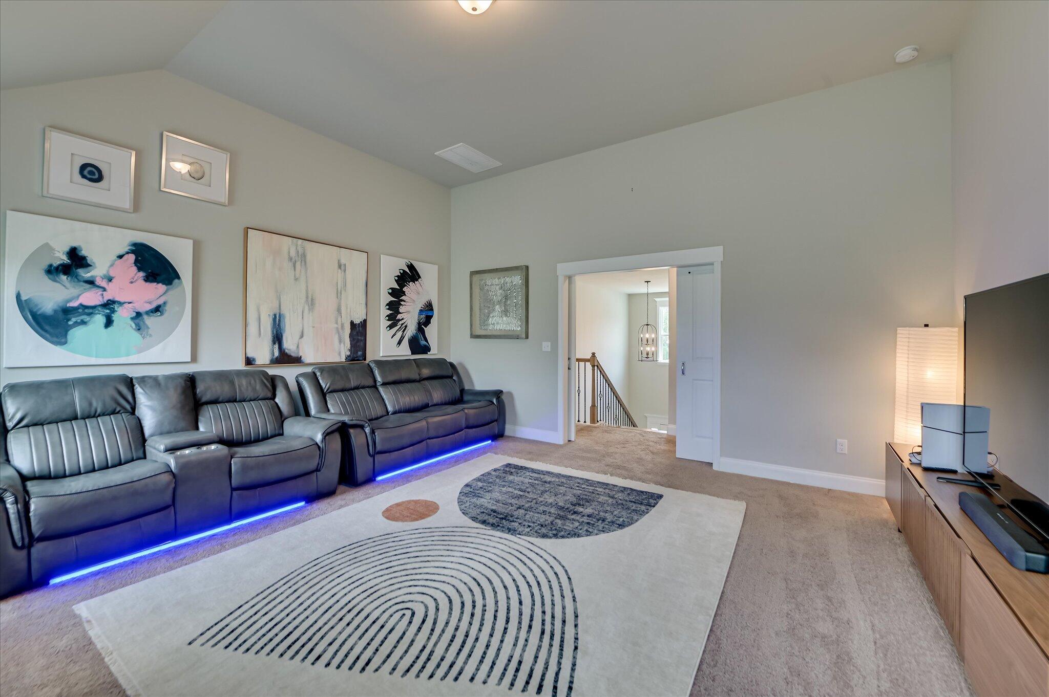 3525 Hilltop Trail