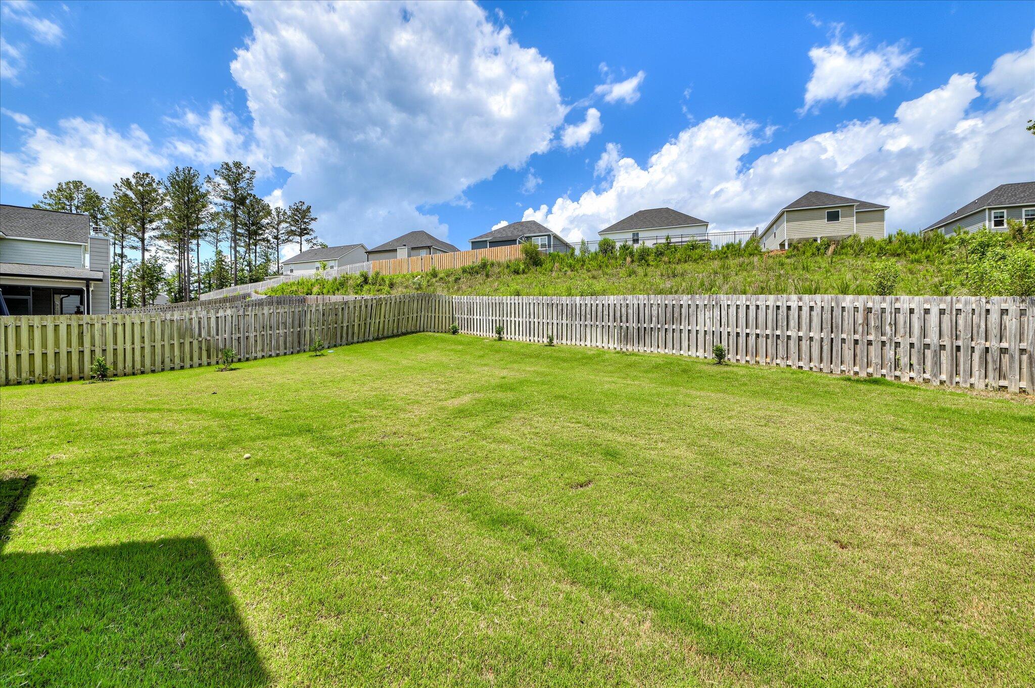 3525 Hilltop Trail