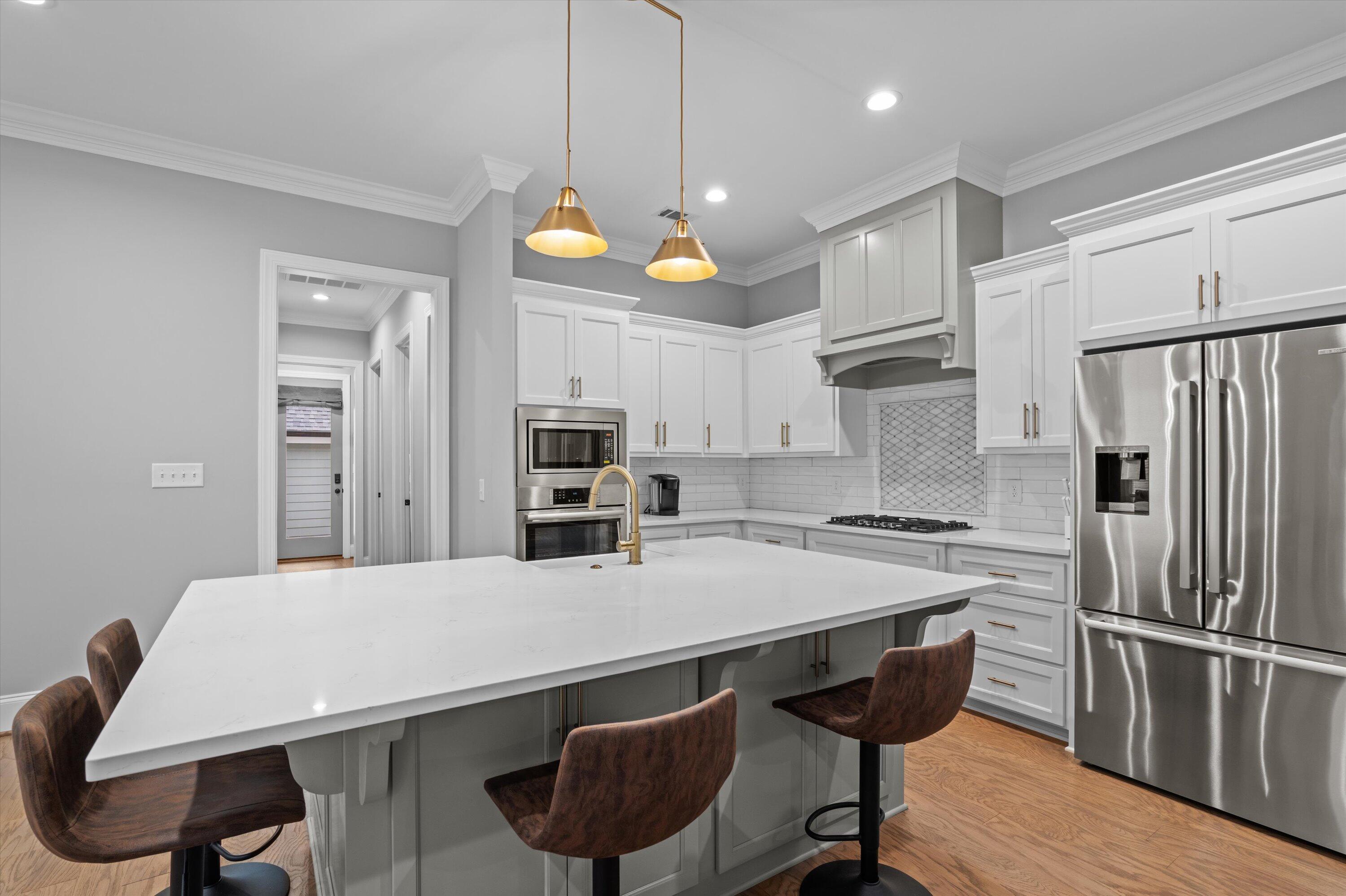 2102 Egret Circle
