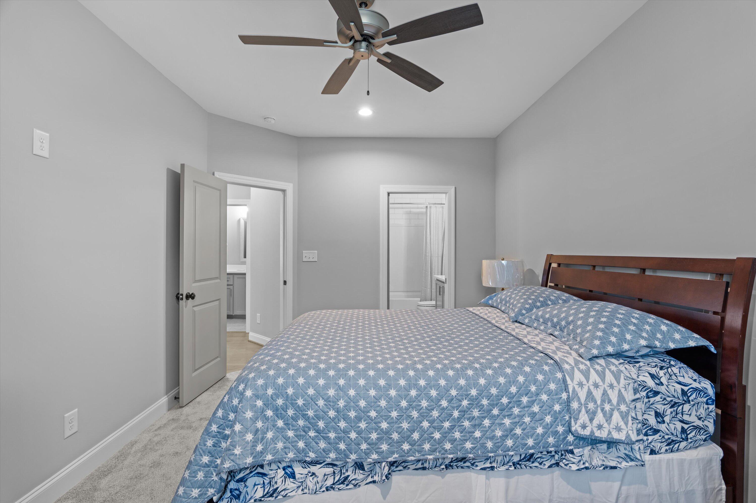 2102 Egret Circle